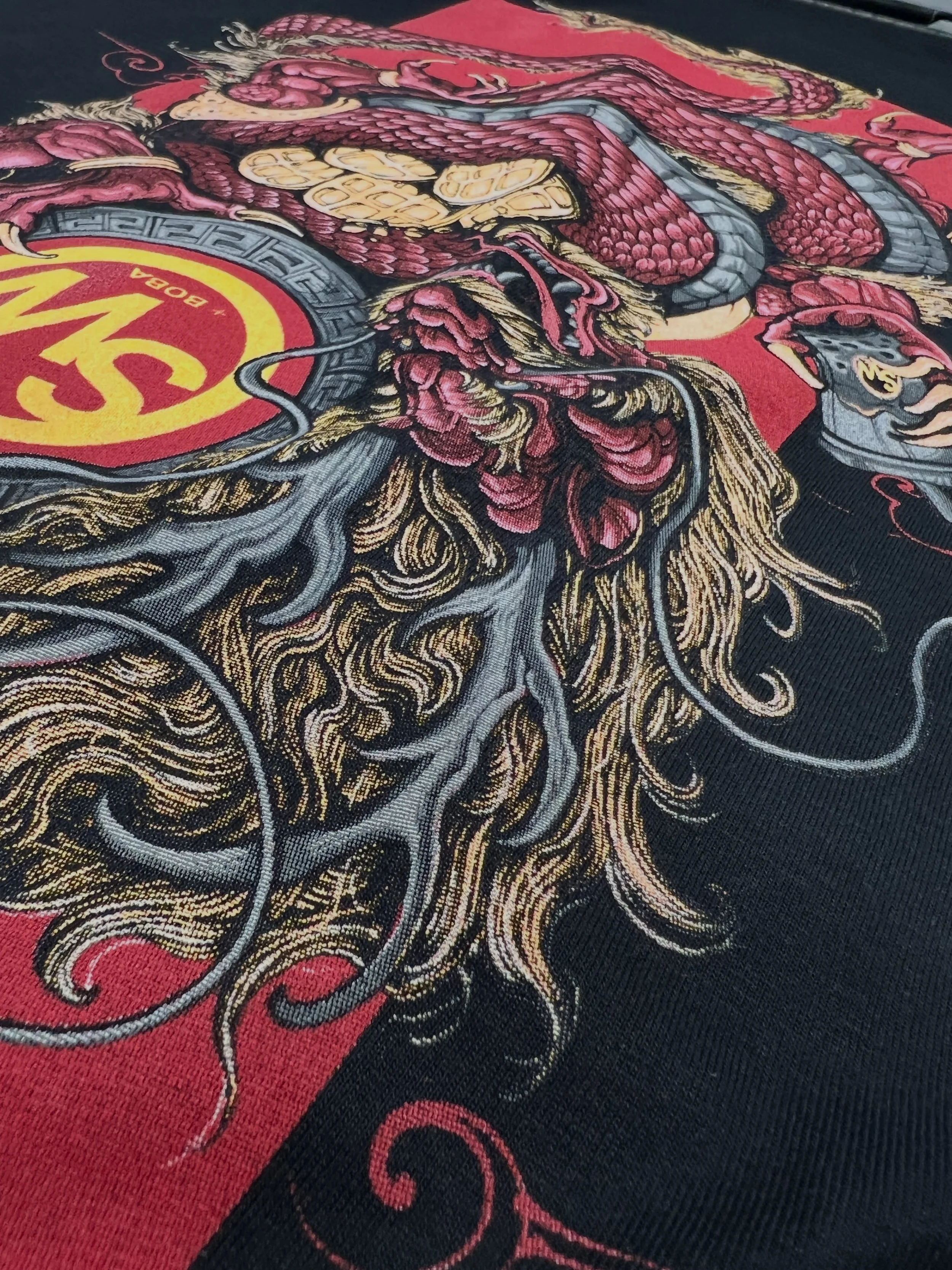 Screen printing is kewel🐲🐉 Swipe ⬅️ to see the insane detail ⚔️

Little back story on this one.  This is for the good folks at @sweetwafflesandboba If you don&rsquo;t know their story they lost their whole business to a flood in Chinatown in Boston
