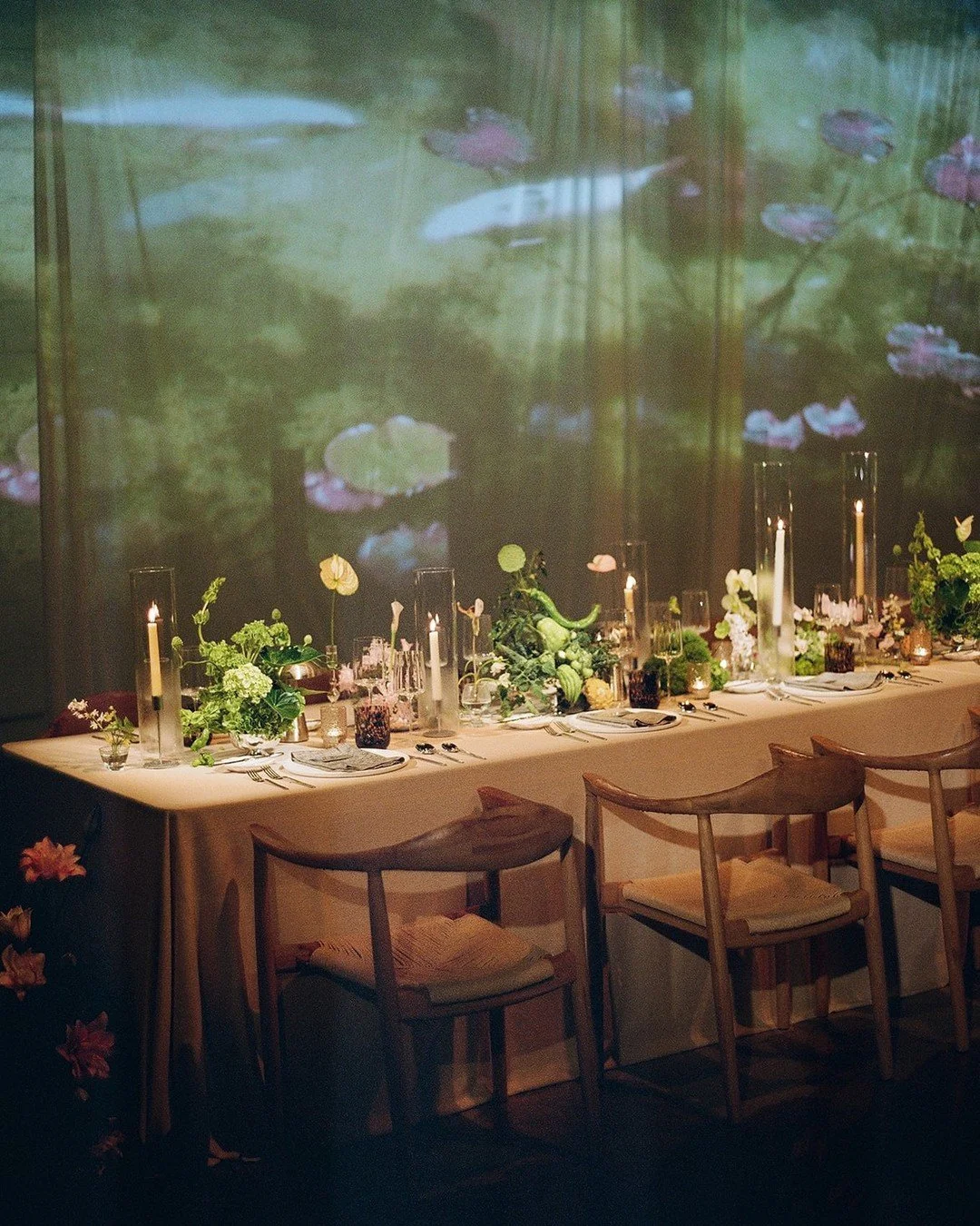 &bull;
&bull;
Planner &amp; Producer: @atelieramarise @nicole.amarise
Producer Team: @dremunontherun @funkingreyna
Floral Design: @edenflorals.studio
Film Photographer: @jennapowersphoto
Videographer: @sagebrush.films
Content Creator: @littlenostalgi