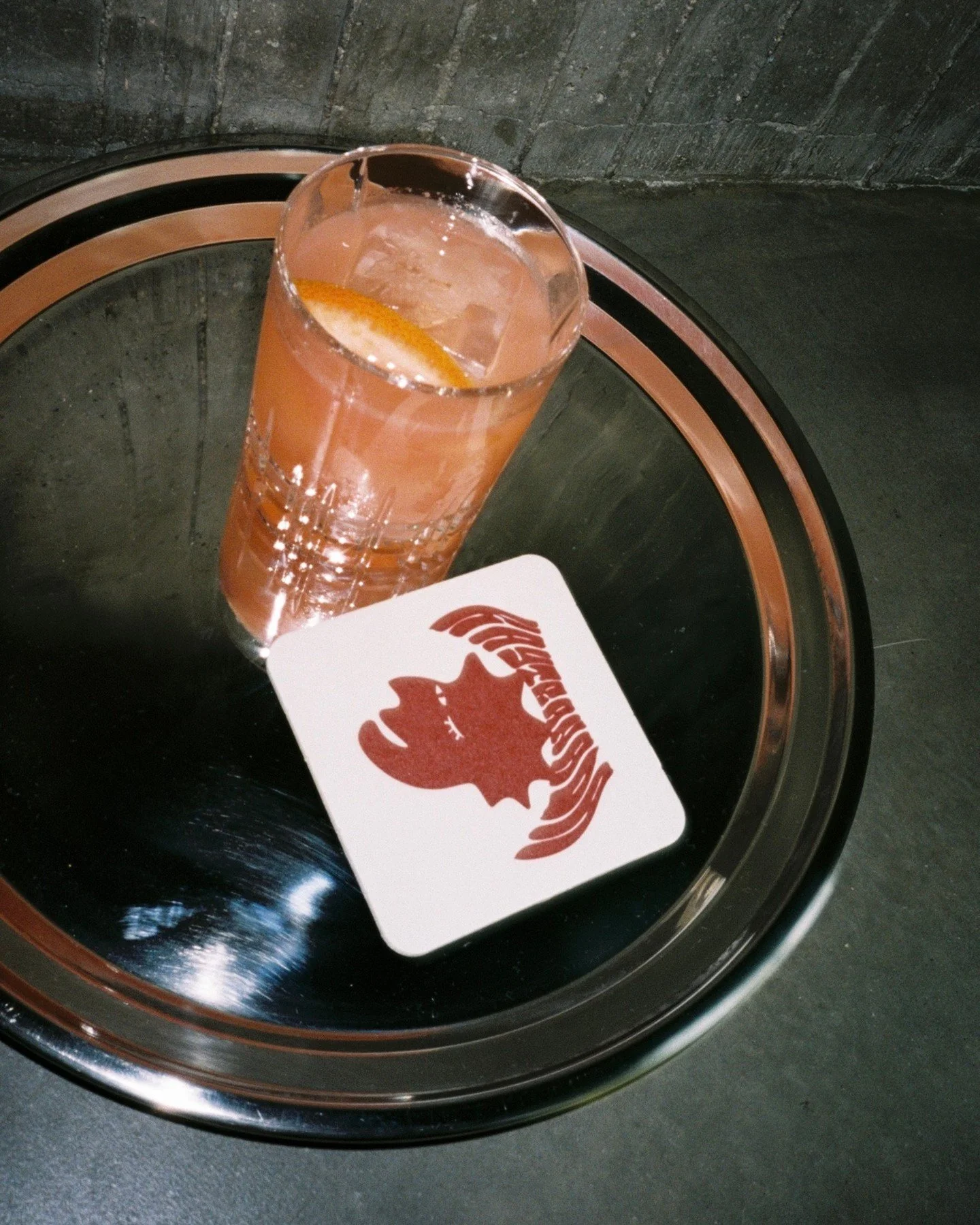 stainless steel serving trays

available in multiple sizes

@cedcreative 
@glenjamn