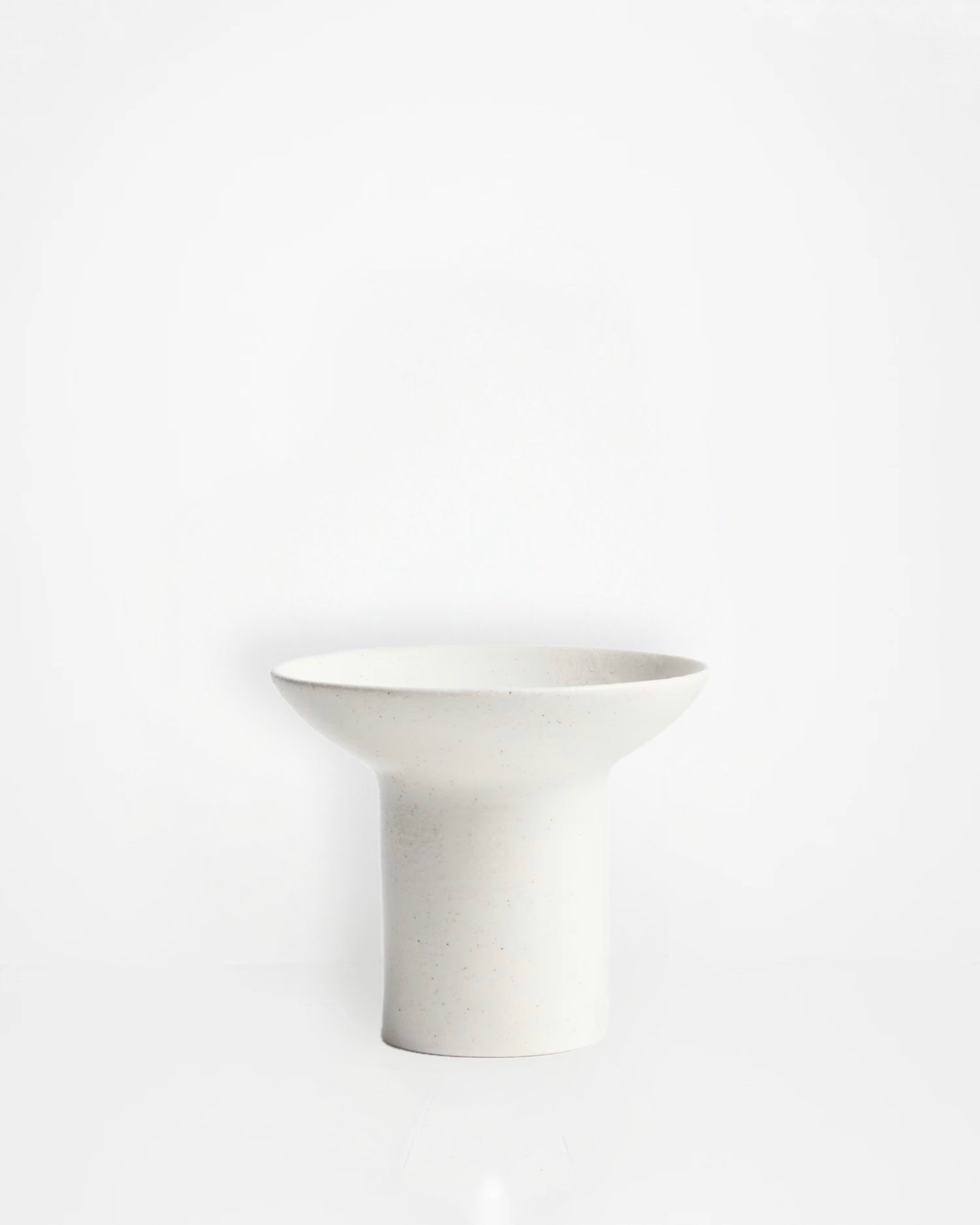 CONTOUR PEDESTAL BOWL