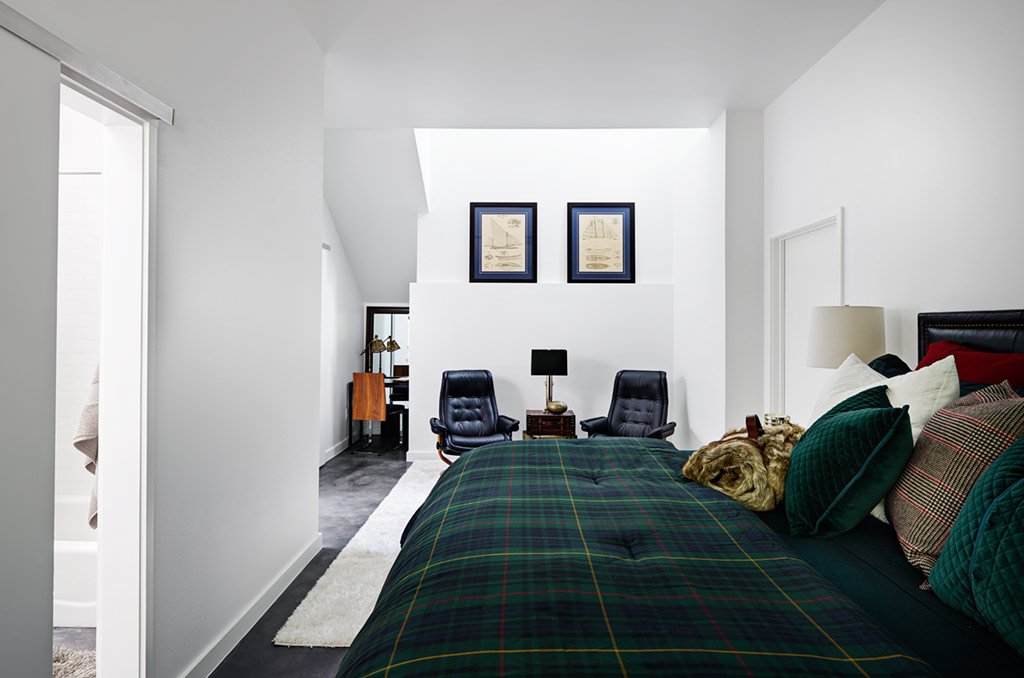 WDLD_Washburn_master-bed-1_sm.jpg
