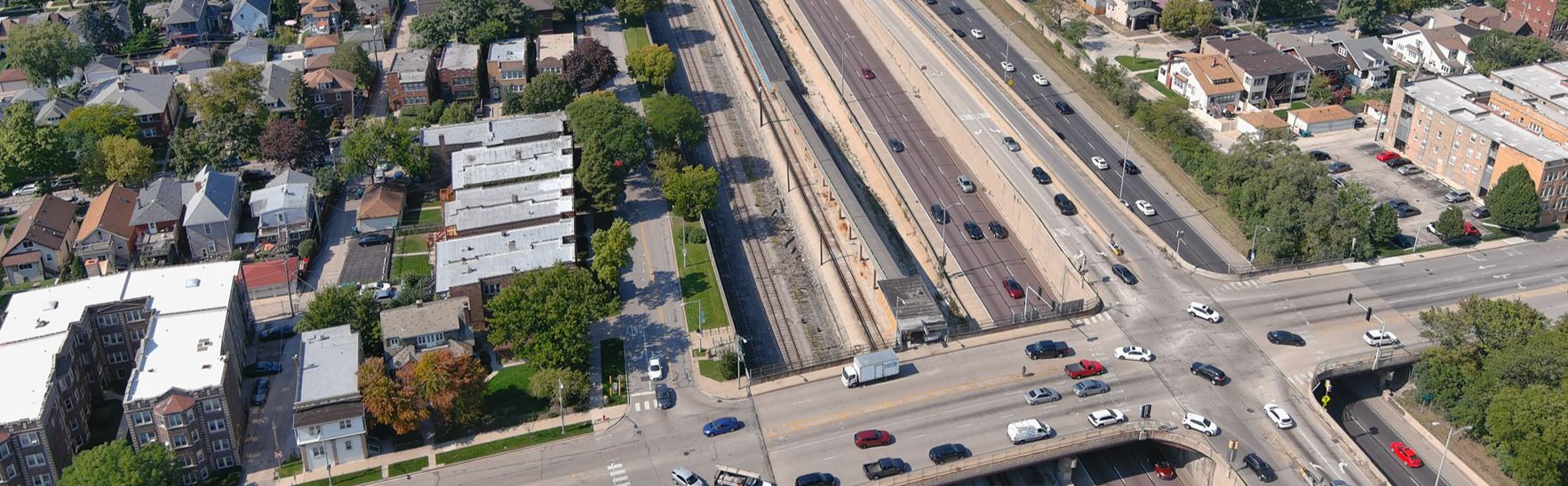 Aerial photo of a railway bridge crossing over I-290.