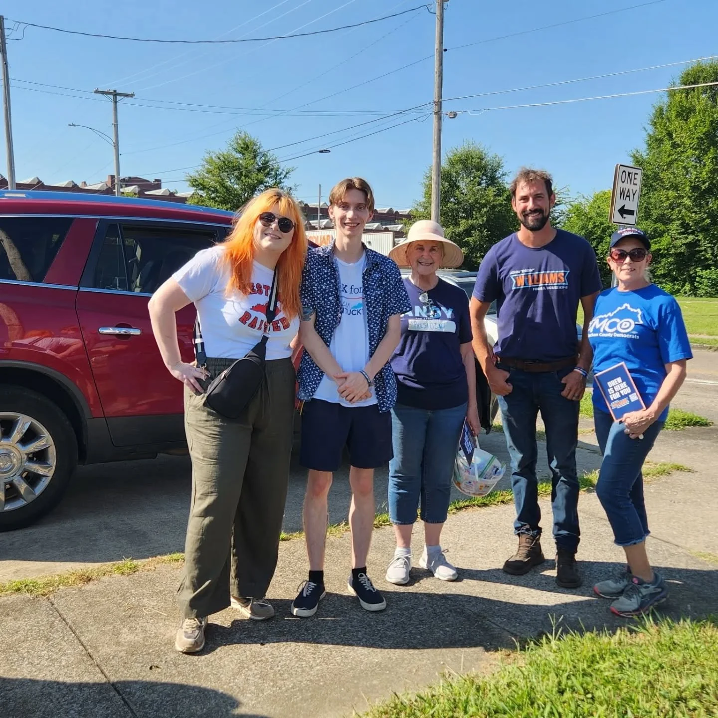 John Drew Williams with community member in Paducah, KY
