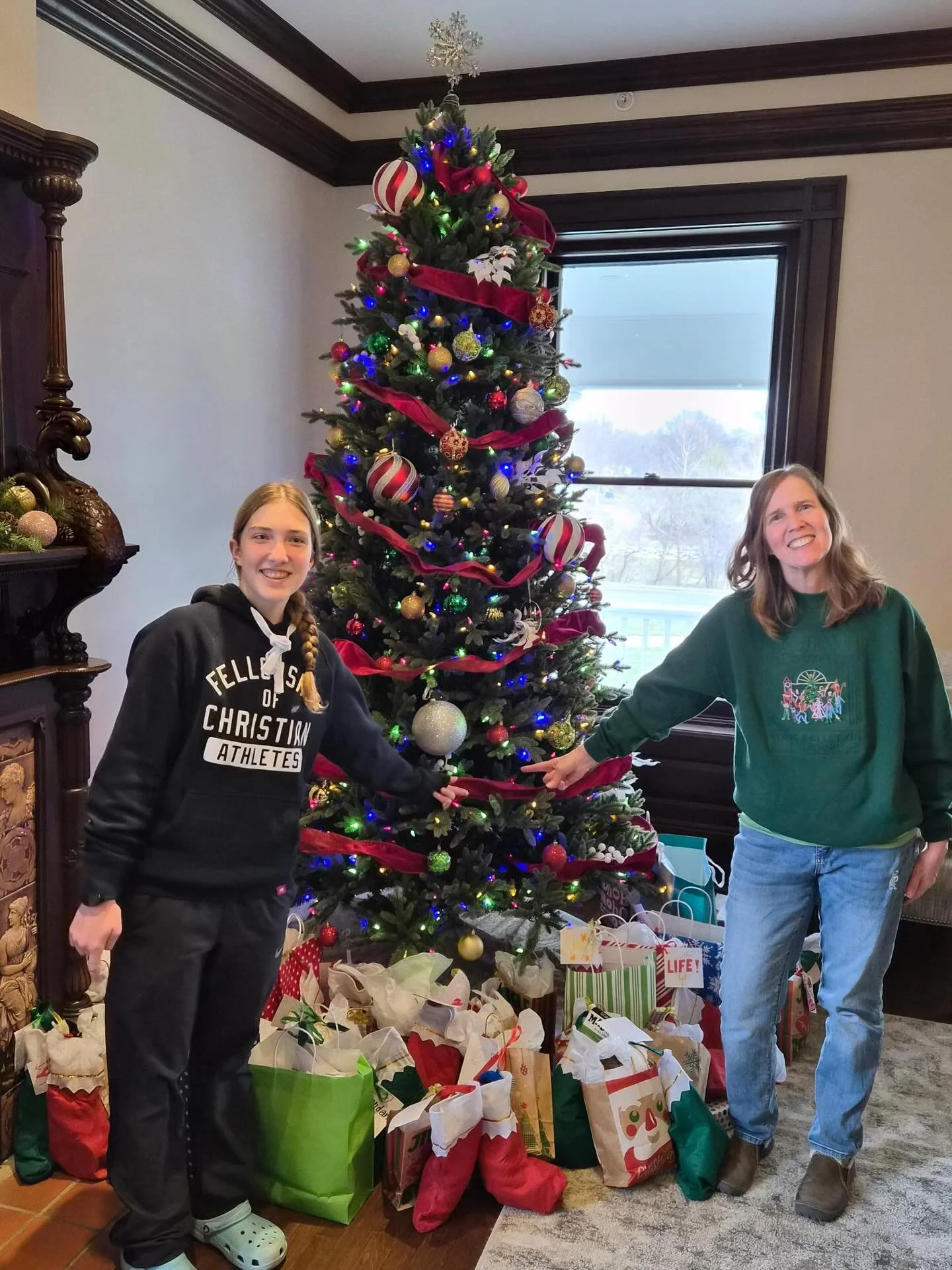 A huge shout out to @manyparts_onebody as well as Natalie Bailey and her thebirthdaybagproject for donating Christmas stockings to all of the children in our HOME program here at Drumm Farm! Thank you so much for your big heart and generosity! You tr