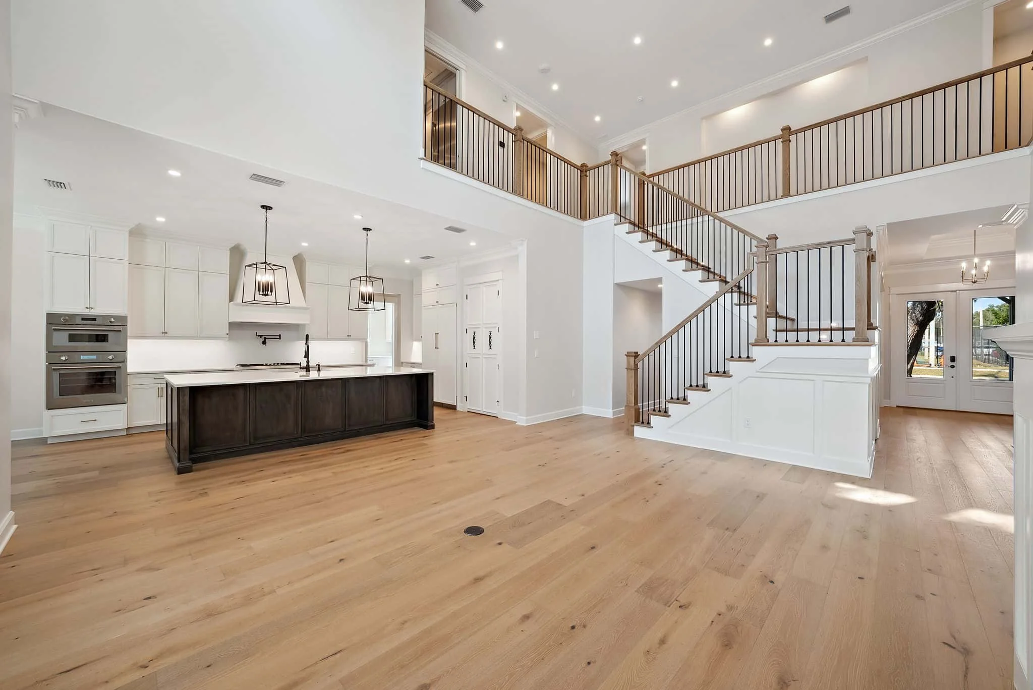 Luxury Homes Tampa Bay Andrew Aviles 18.jpg