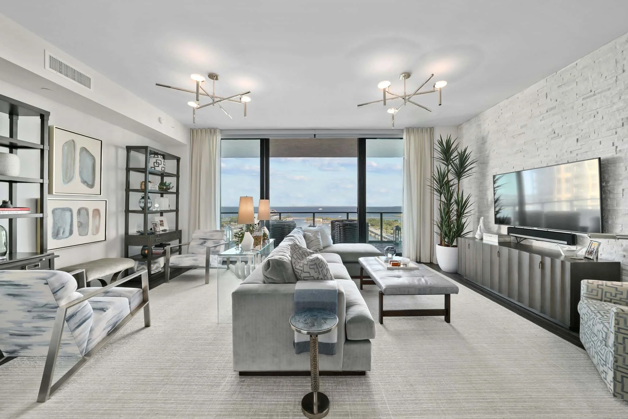 Luxury Tampa Bay Condos ONE St Pete Andrew Aviles 4.jpg