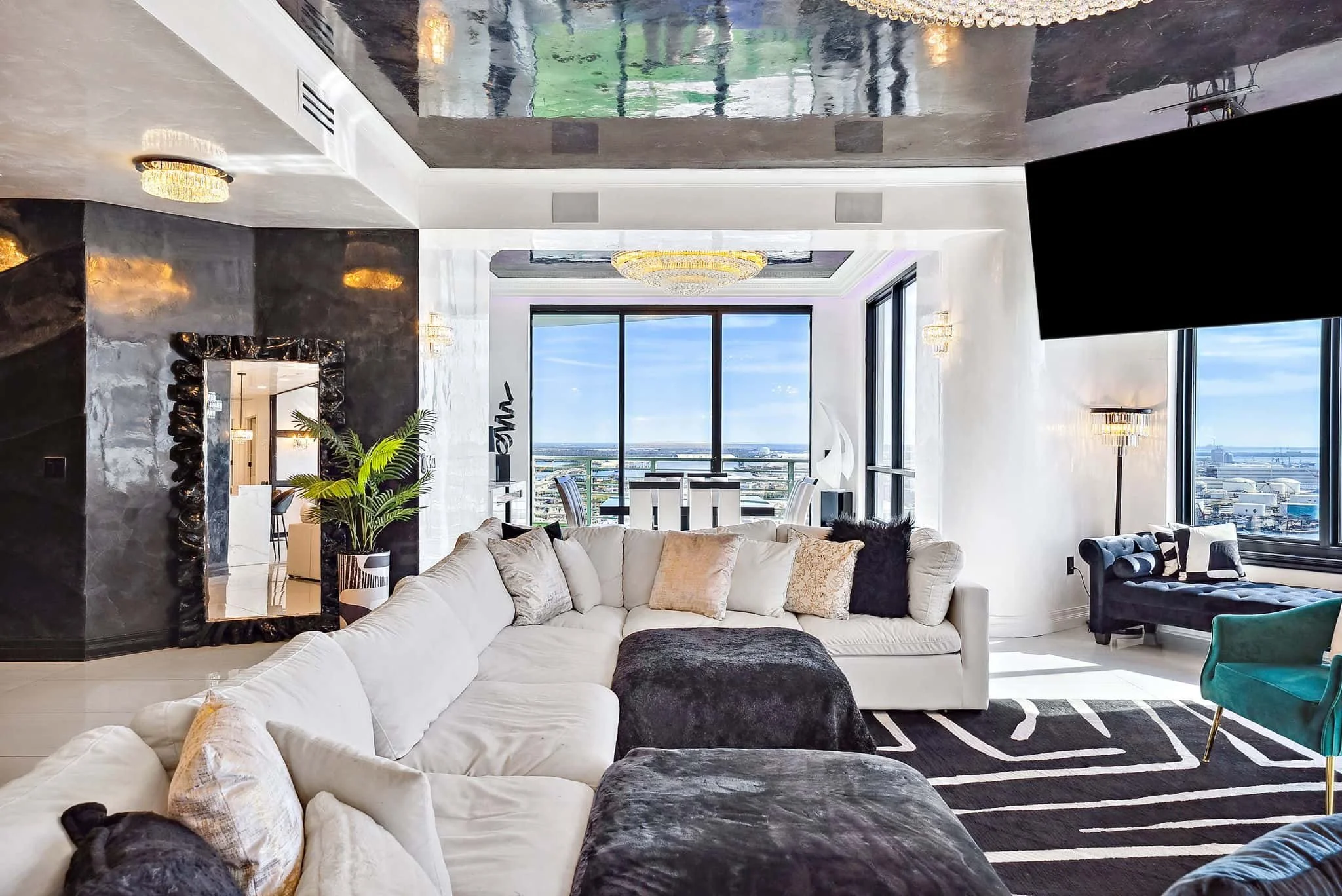 Luxury Tampa Bay Condos Towers of Channelside Andrew Aviles 3.jpg