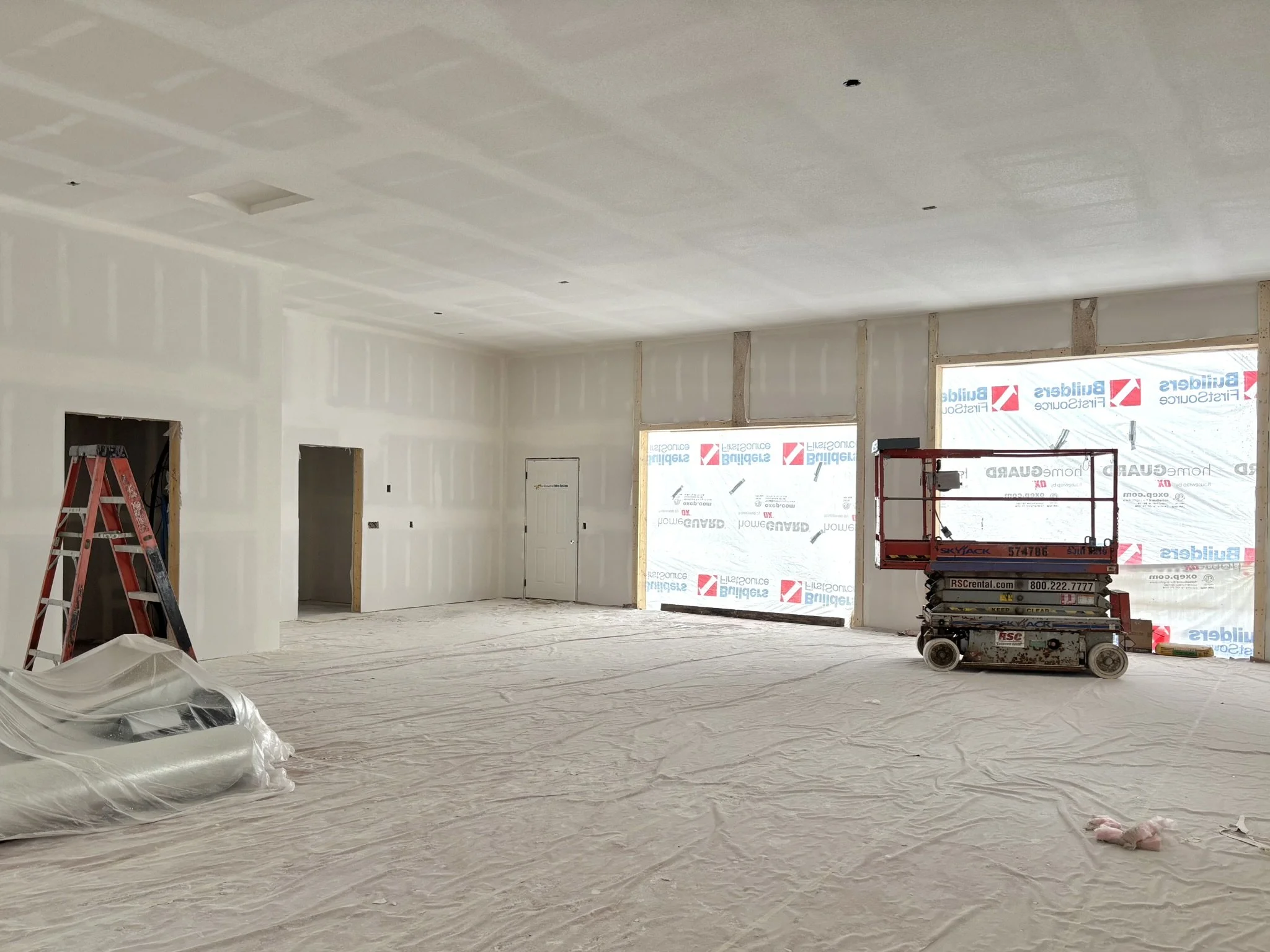 HOME REMODEL and repair drywall Hire an expert drywaller for remodel projects home owner or contractor living room with knockdown ceiling and orange peel walls