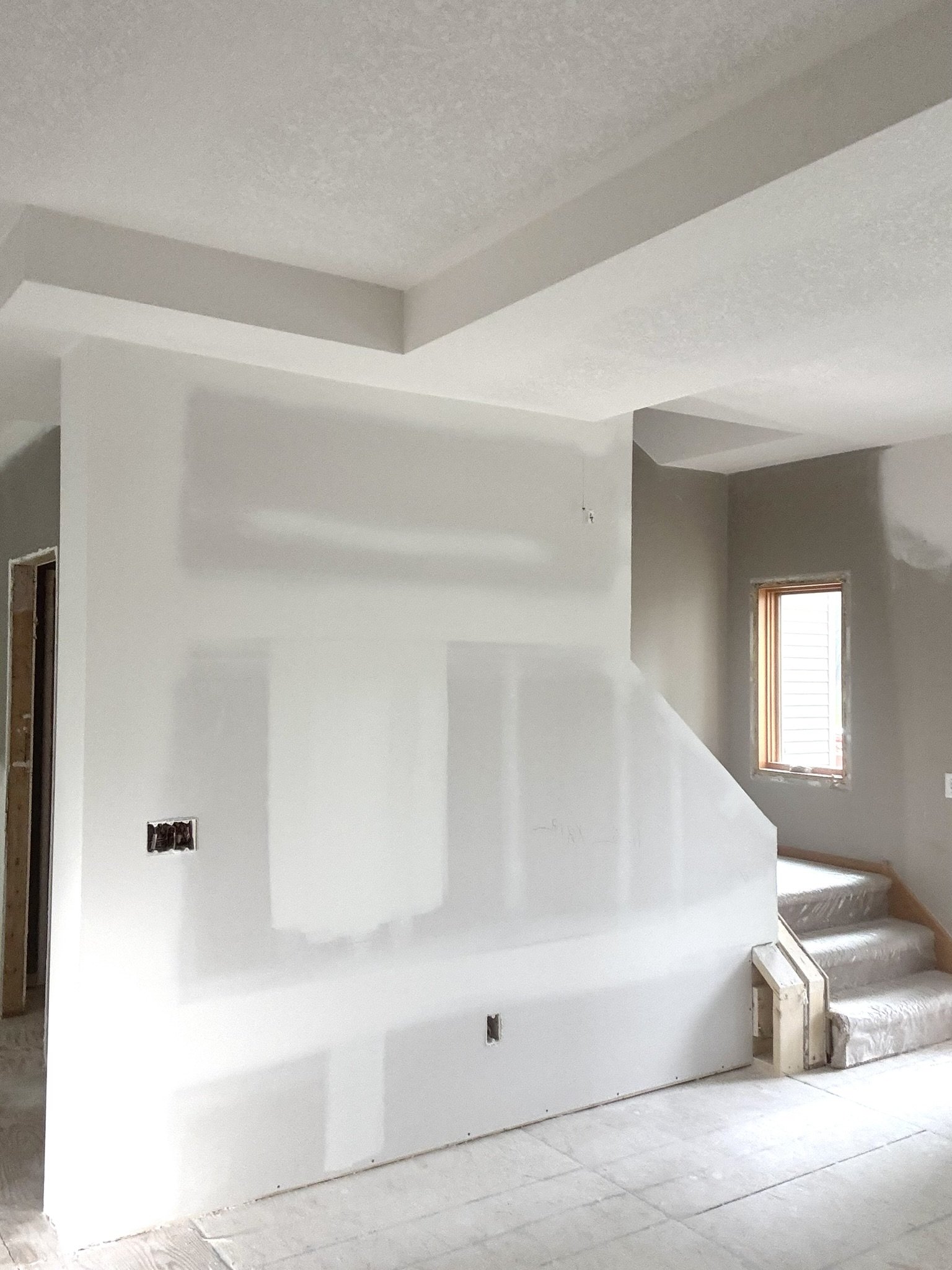 ORANGE PEEL TEXTURE Hotel or apartments done by Professional drywall finisher Mike McKay