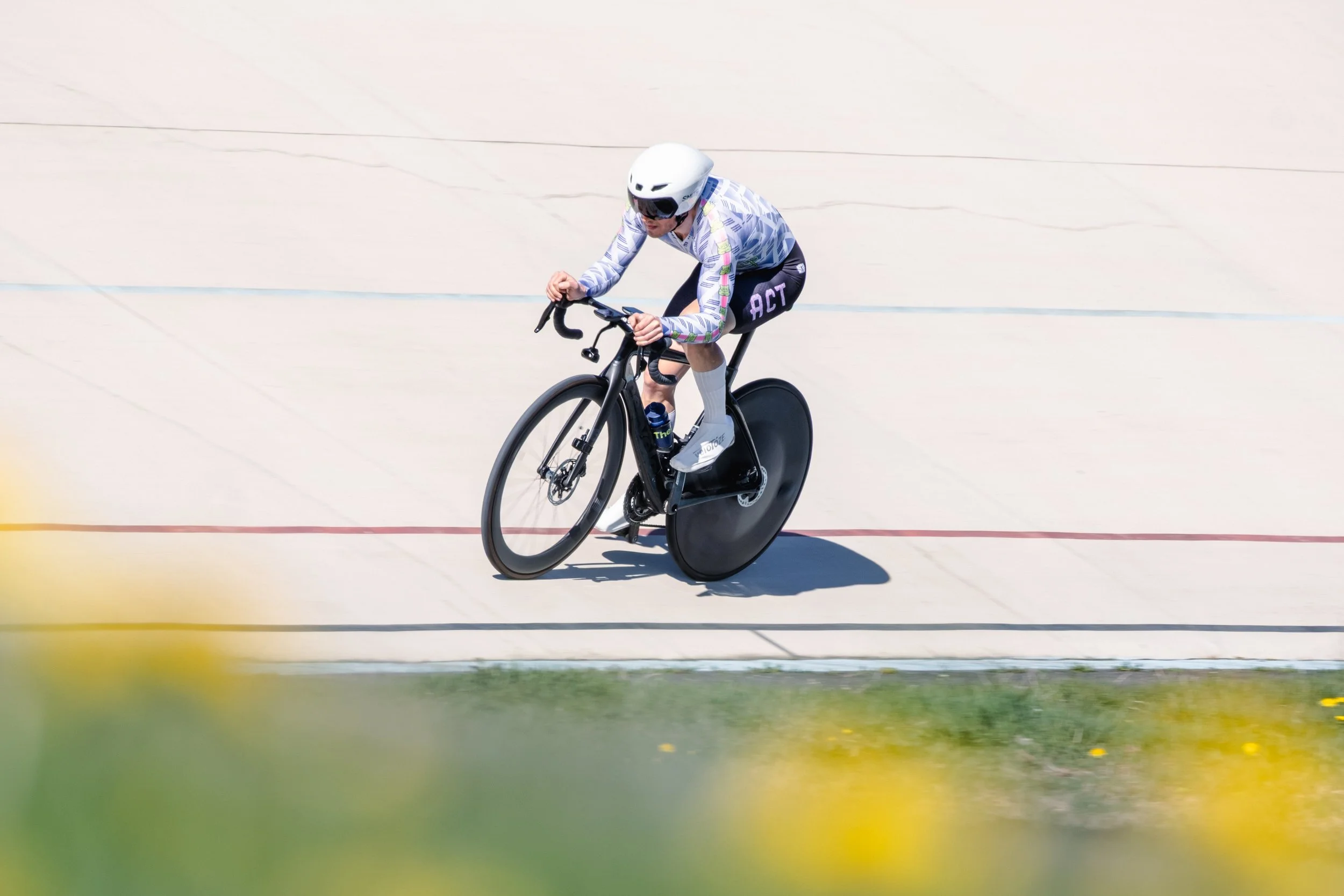 Aerodynamics in cycling