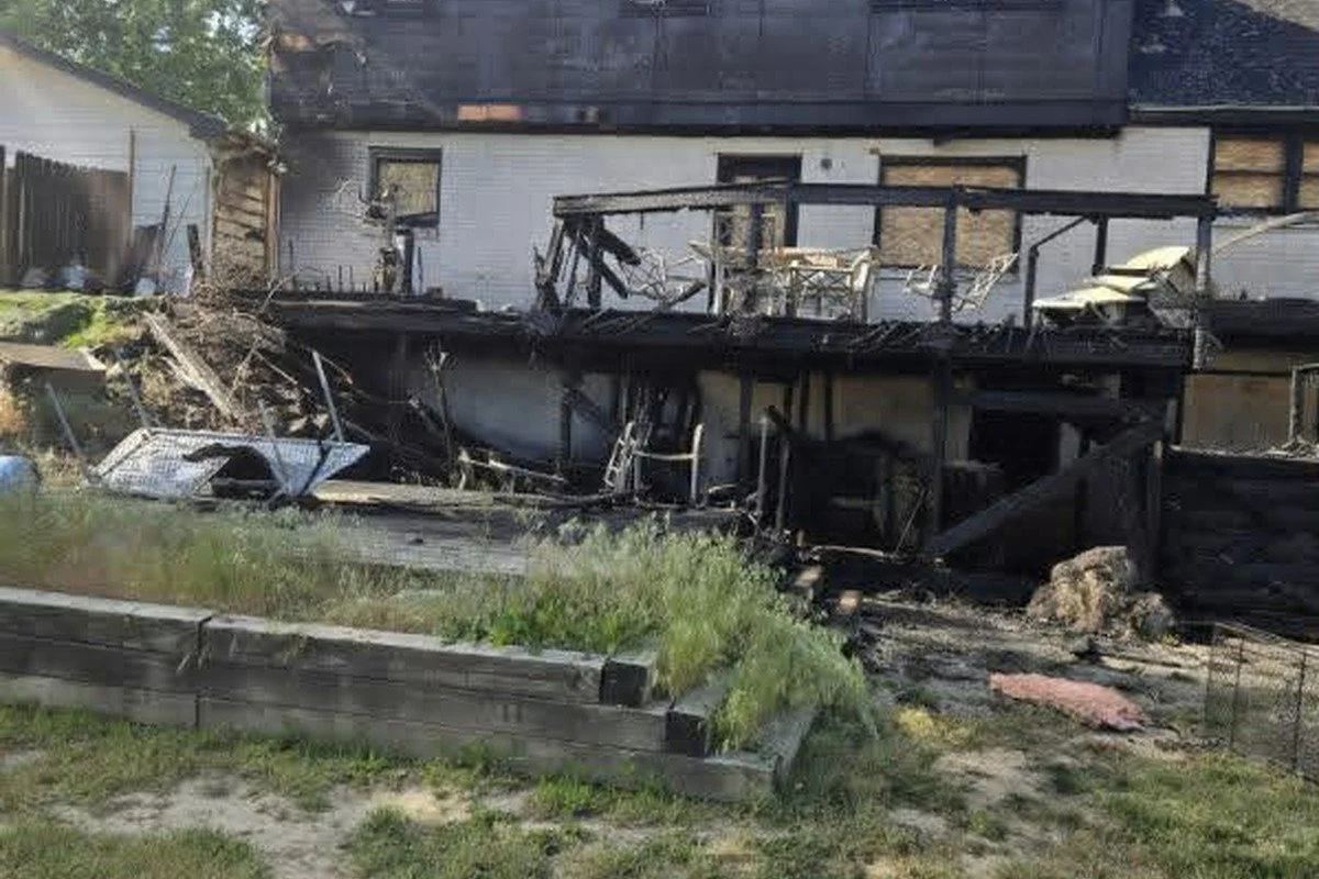 08_house_damage_rear.jpg