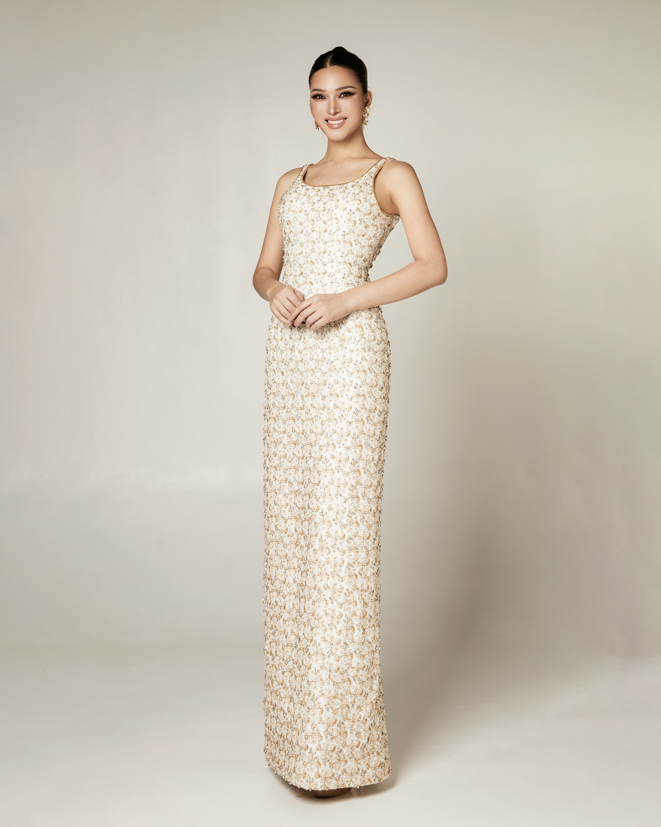 full gown.jpeg