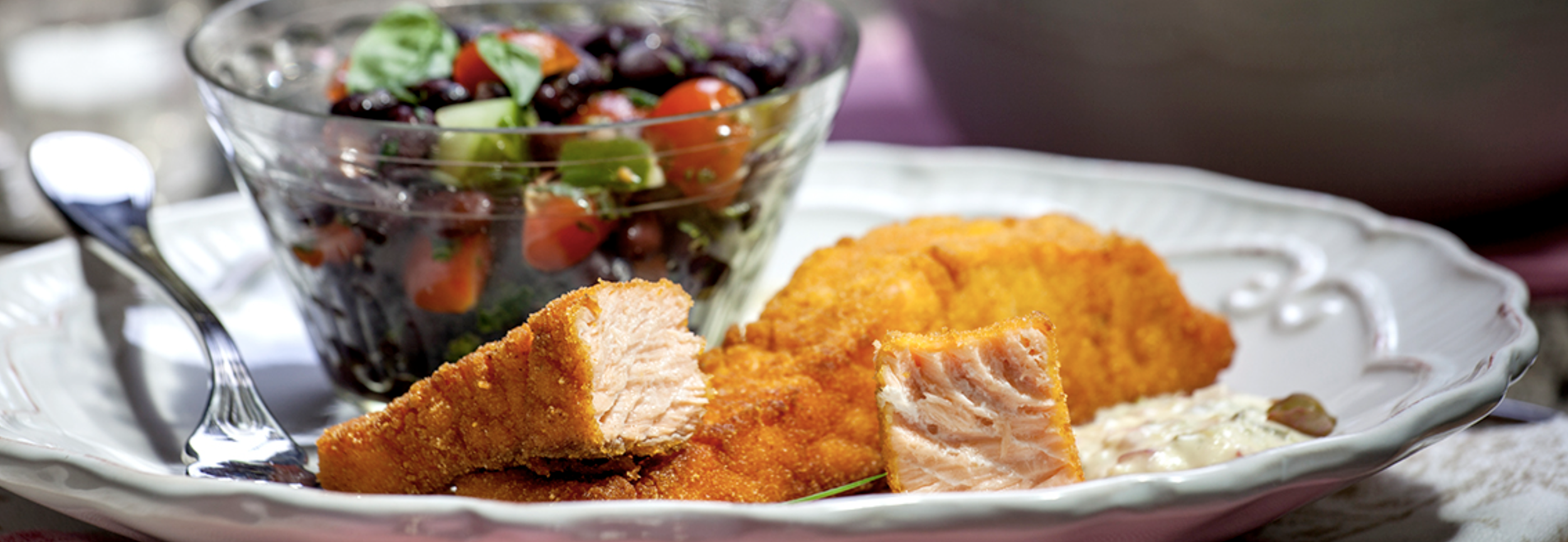 Filés de Salmón de Chile com crosta de fubá