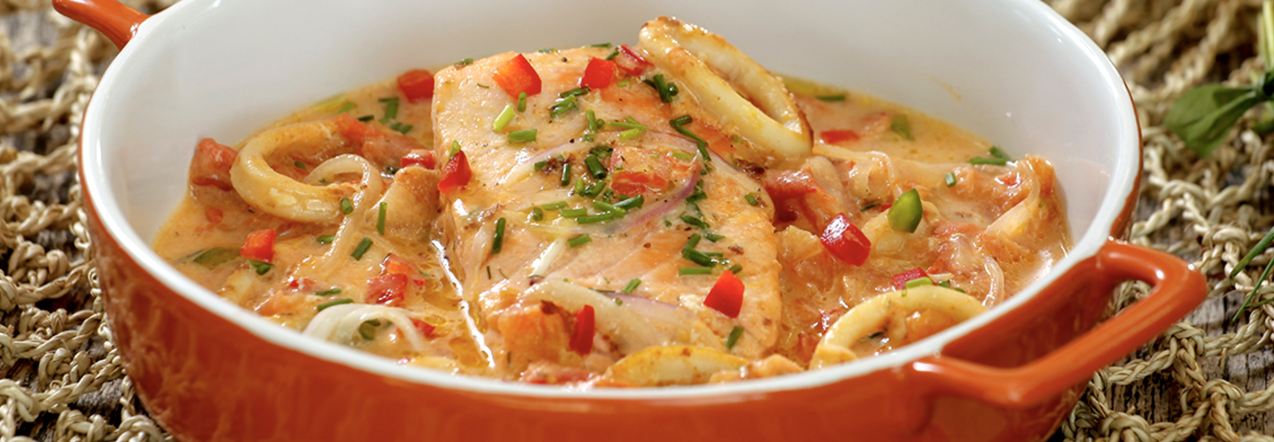 Moqueca de Salmón de Chile e lula