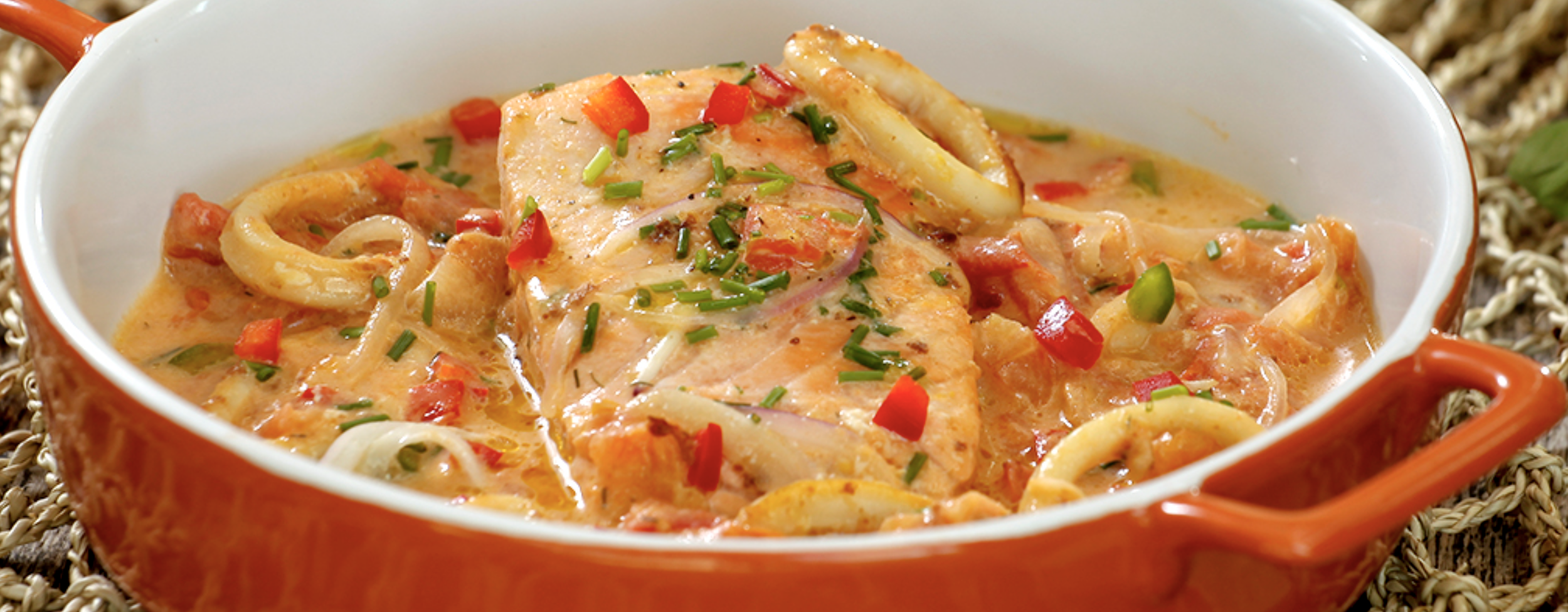 Moqueca de Salmón de Chile e lula