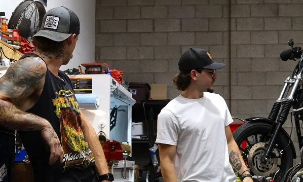 Had a great time hanging out at @luckystrikecycles with @cassadaddy_adv and Mav
Stay tuned for our collab!