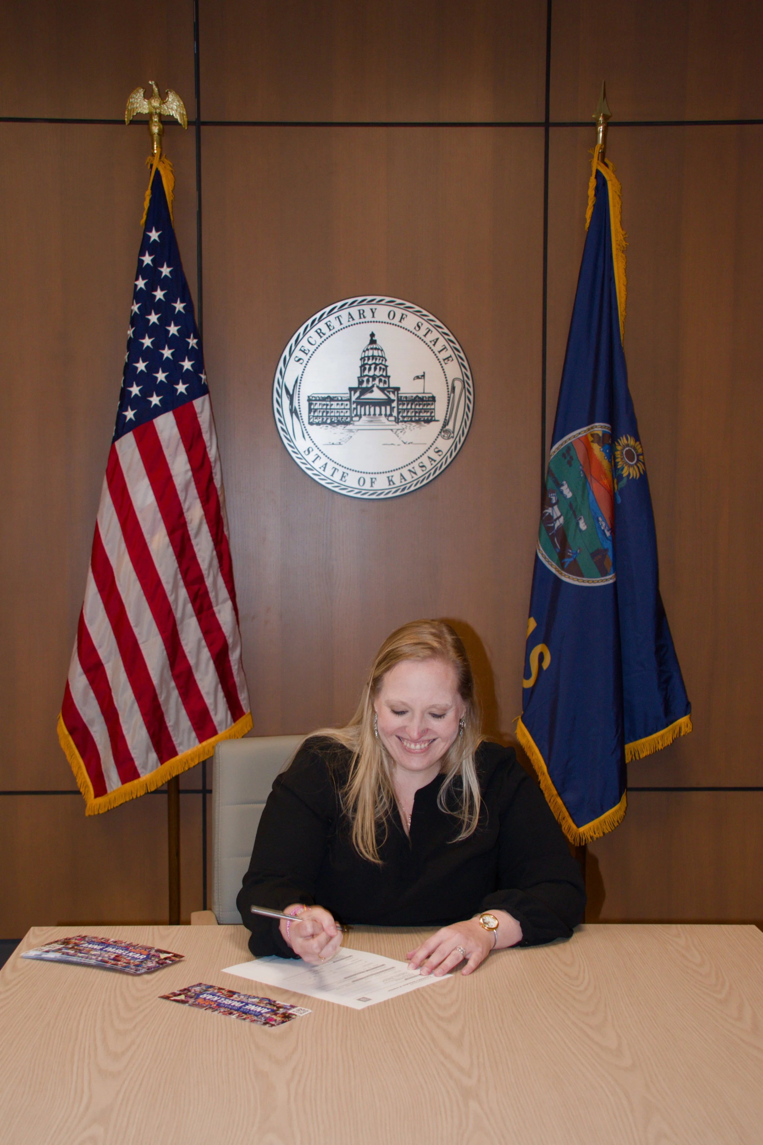 Signing 2.jpg