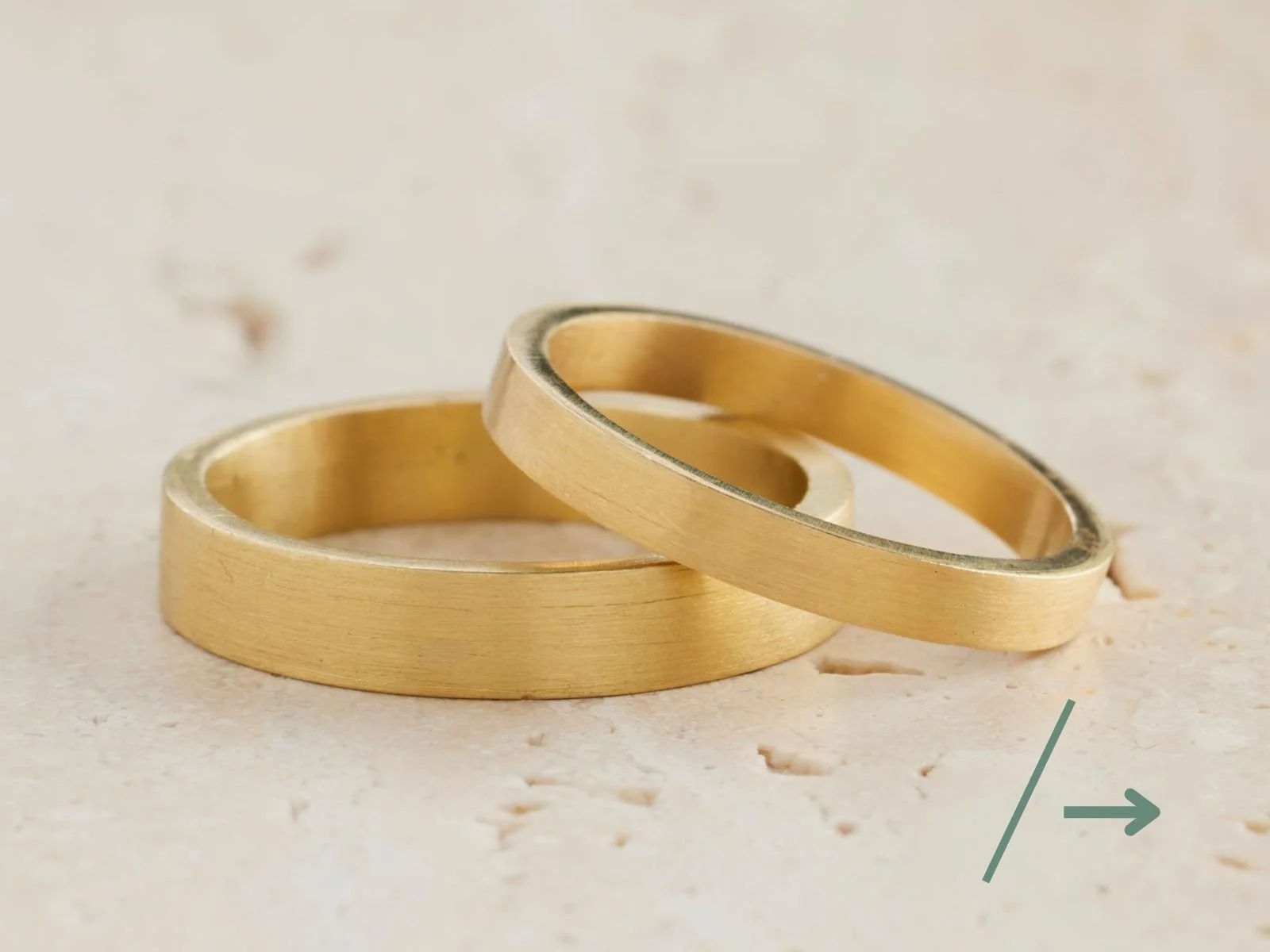 Doorklikken trouwringen Basic.jpg