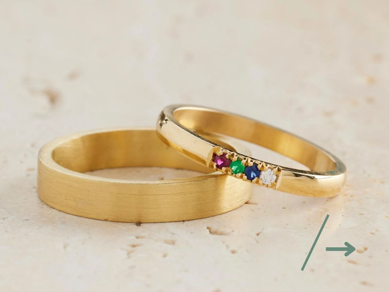 Doorklikken trouwringen Florence Basic.jpg