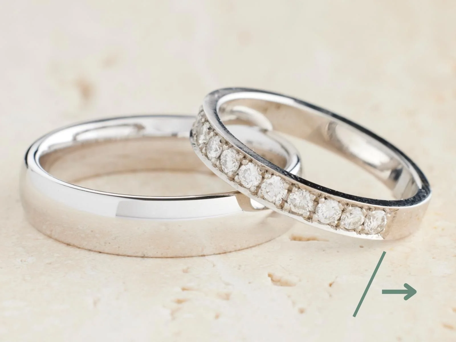 Doorklikken trouwringen graveson classic.jpg