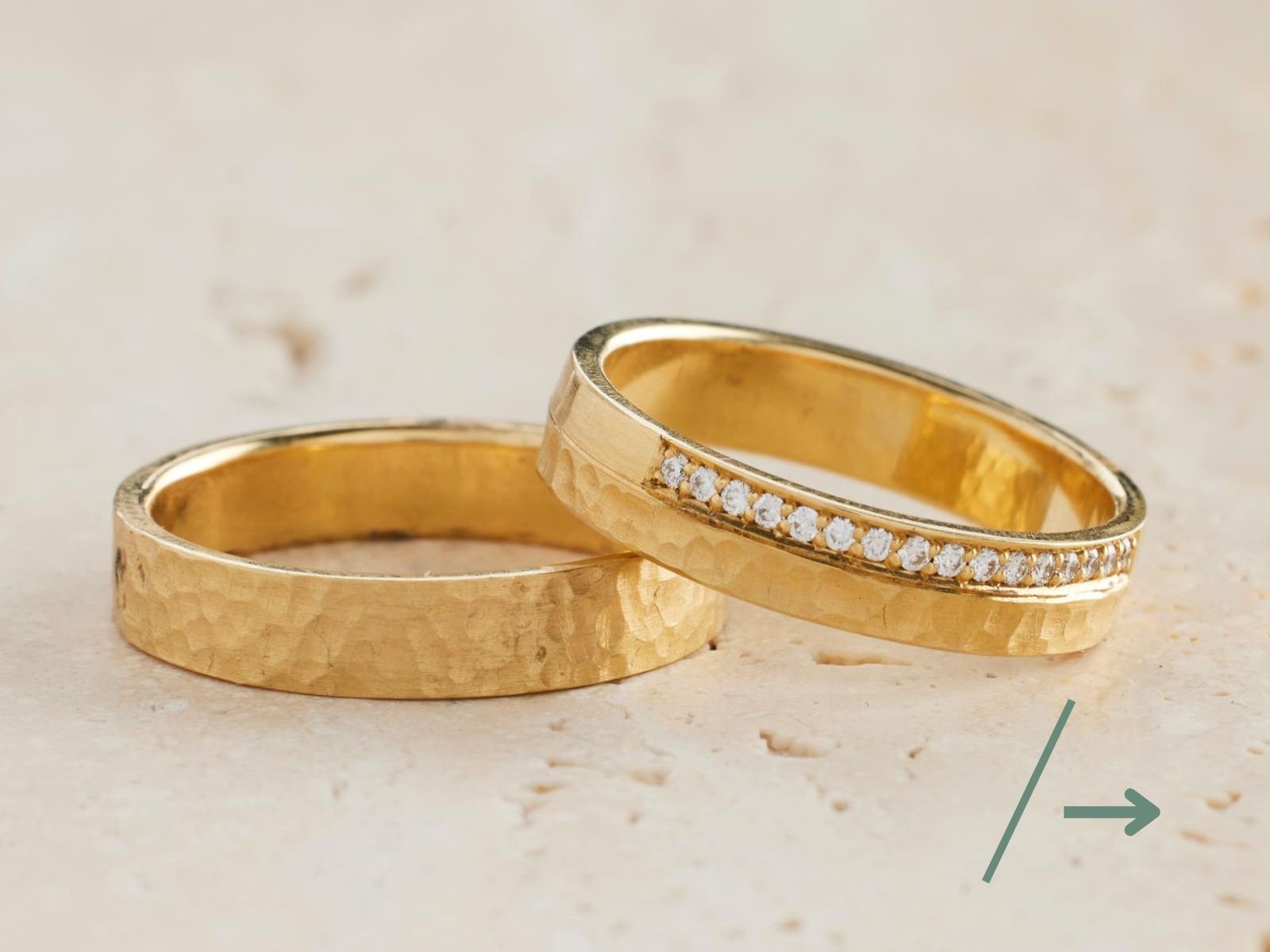 Doorklikken trouwringen aleria.jpg