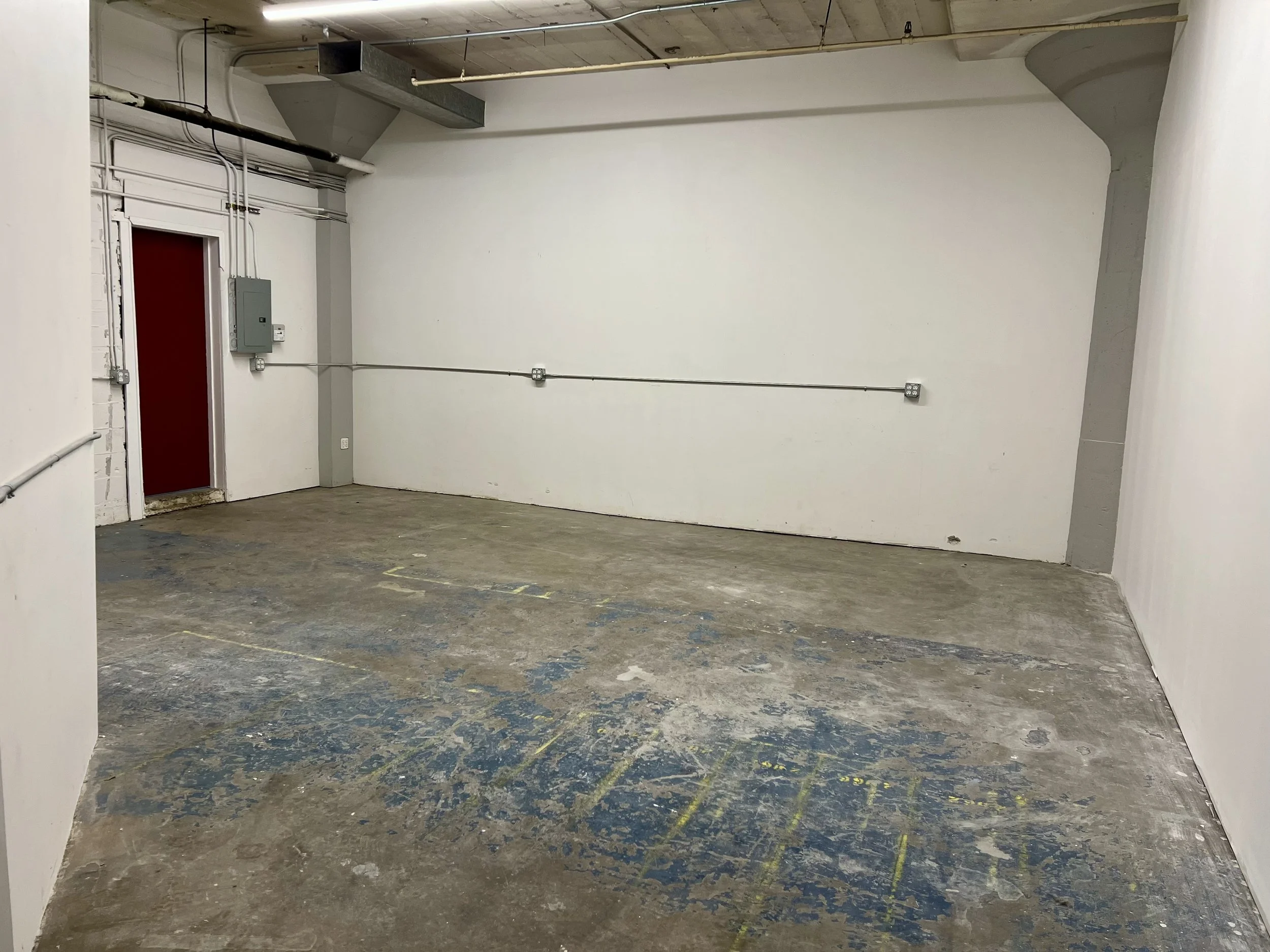Suite 105