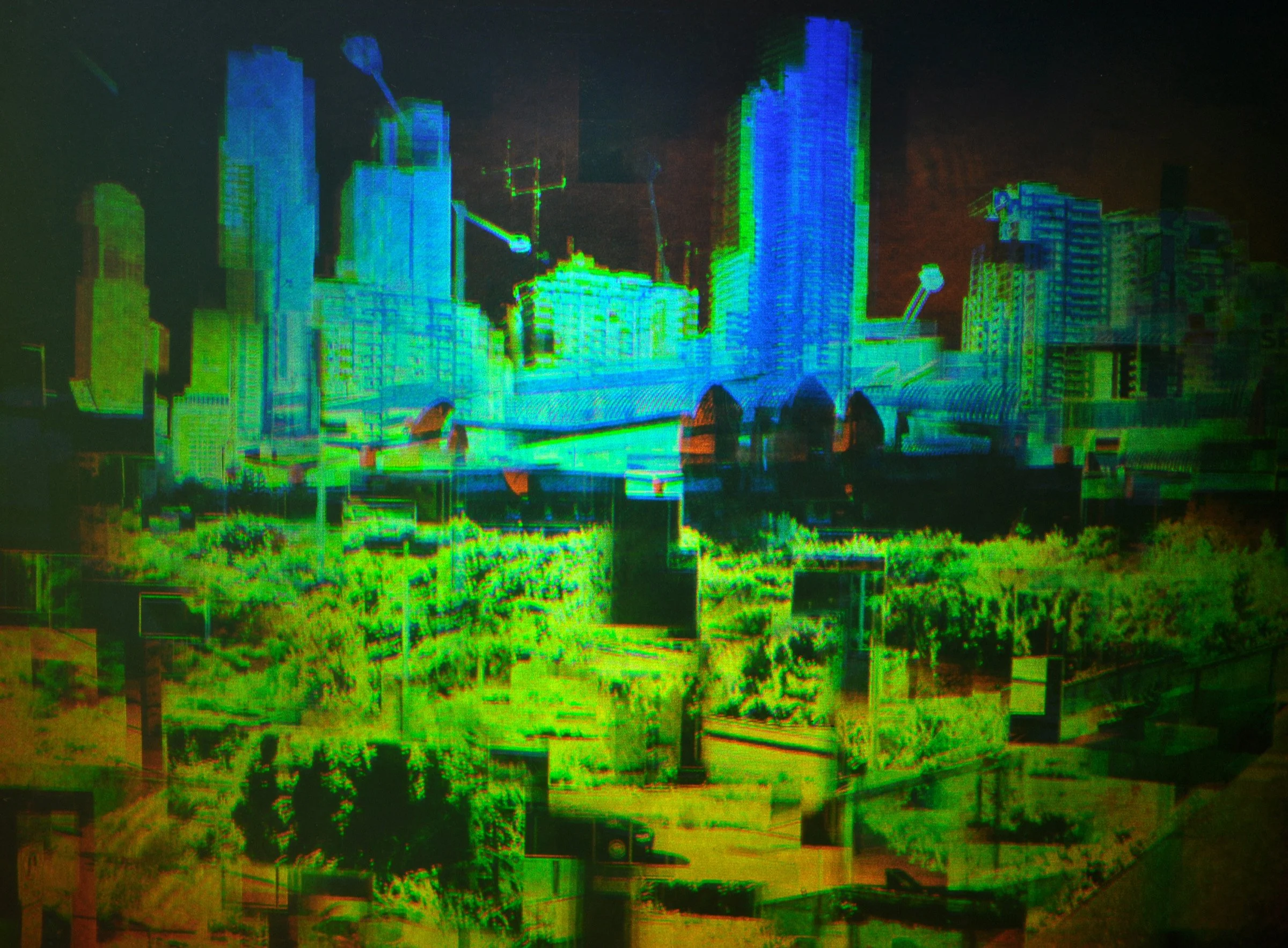 3_AlongCityBridge.jpg