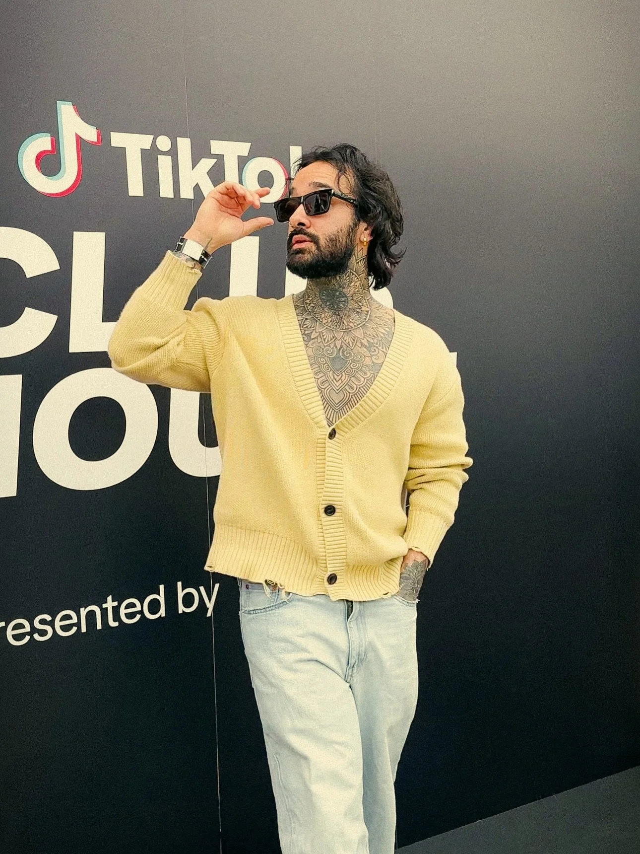Super Bowl Party at TikTok Clubhouse! Thanks for inviting me out!

Cheers! @tiktok @tiktokcreators 

Sets by:
@zhu
@dontoliver

Hotel:
@1hotel.sanfrancisco 

Presented by: @doritos 

#SuperbowILX #tiktokclubhouse #sanfrancisco #zhu #dontoliver