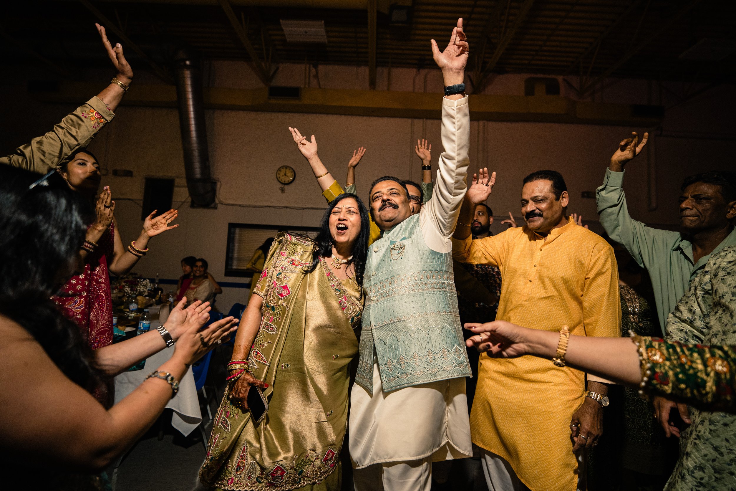 Gujarati-Wedding-Winnipeg-RBC-Convention-Centre-4.jpg