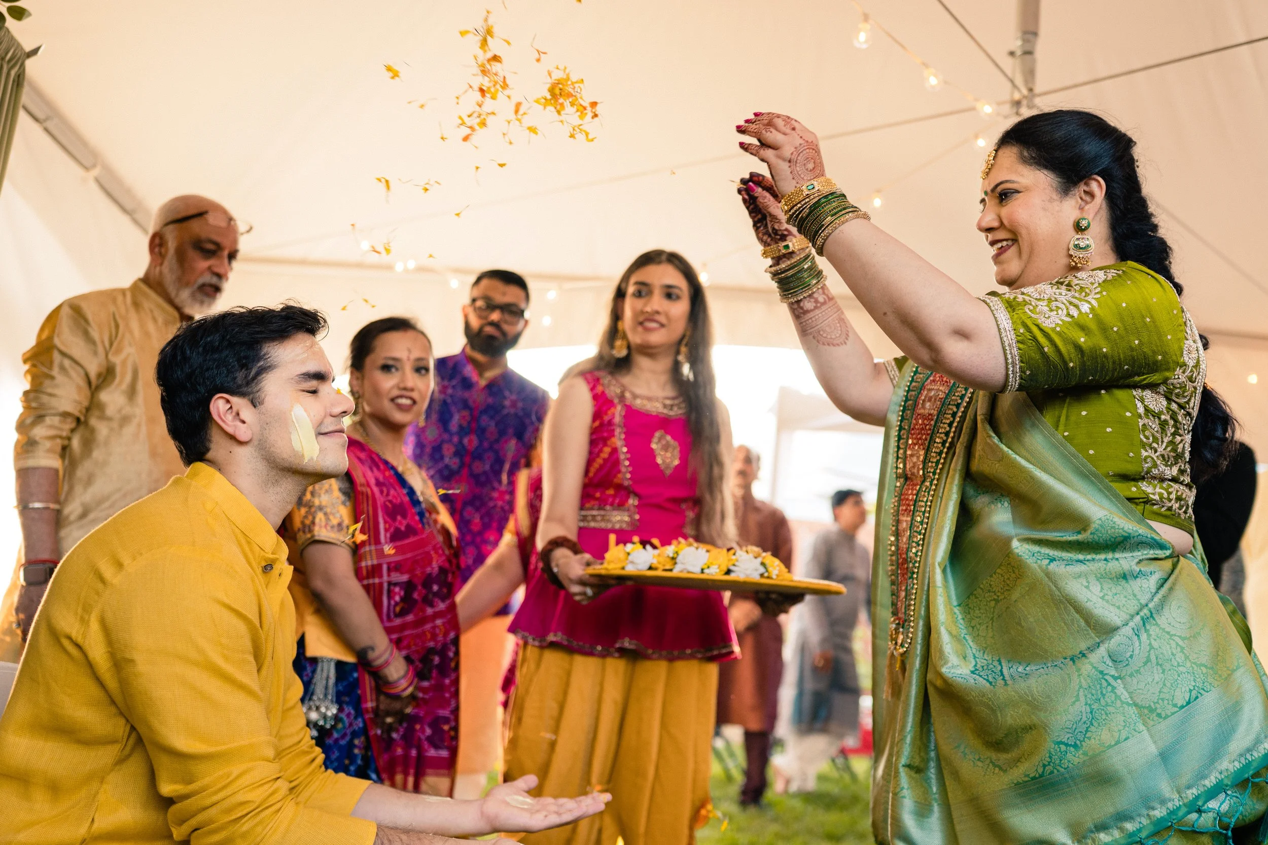 Gujarati-Wedding-Winnipeg-RBC-Convention-Centre-24.jpg