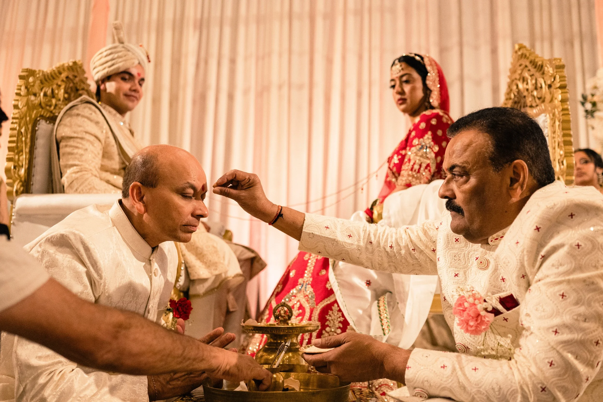 Gujarati-Wedding-Winnipeg-RBC-Convention-Centre-52.jpg
