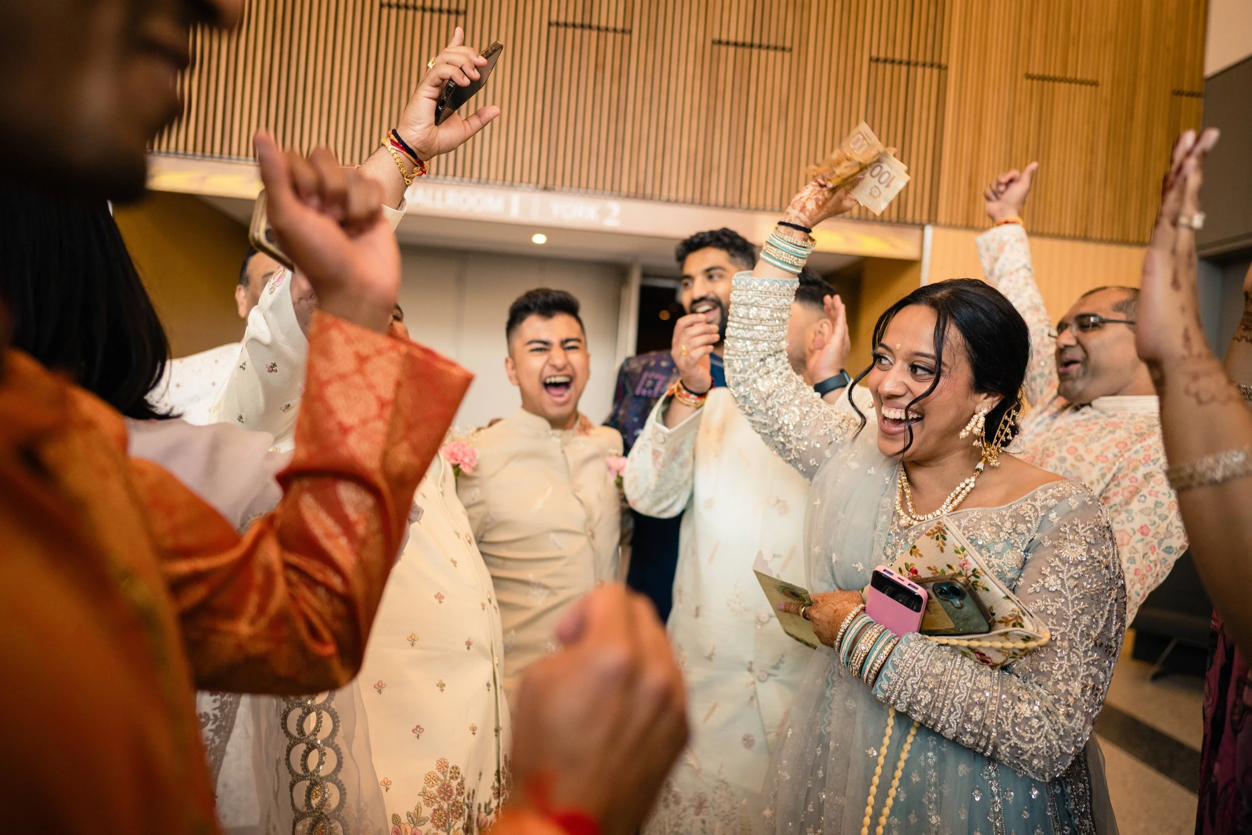 Gujarati-Wedding-Winnipeg-RBC-Convention-Centre-68.jpg