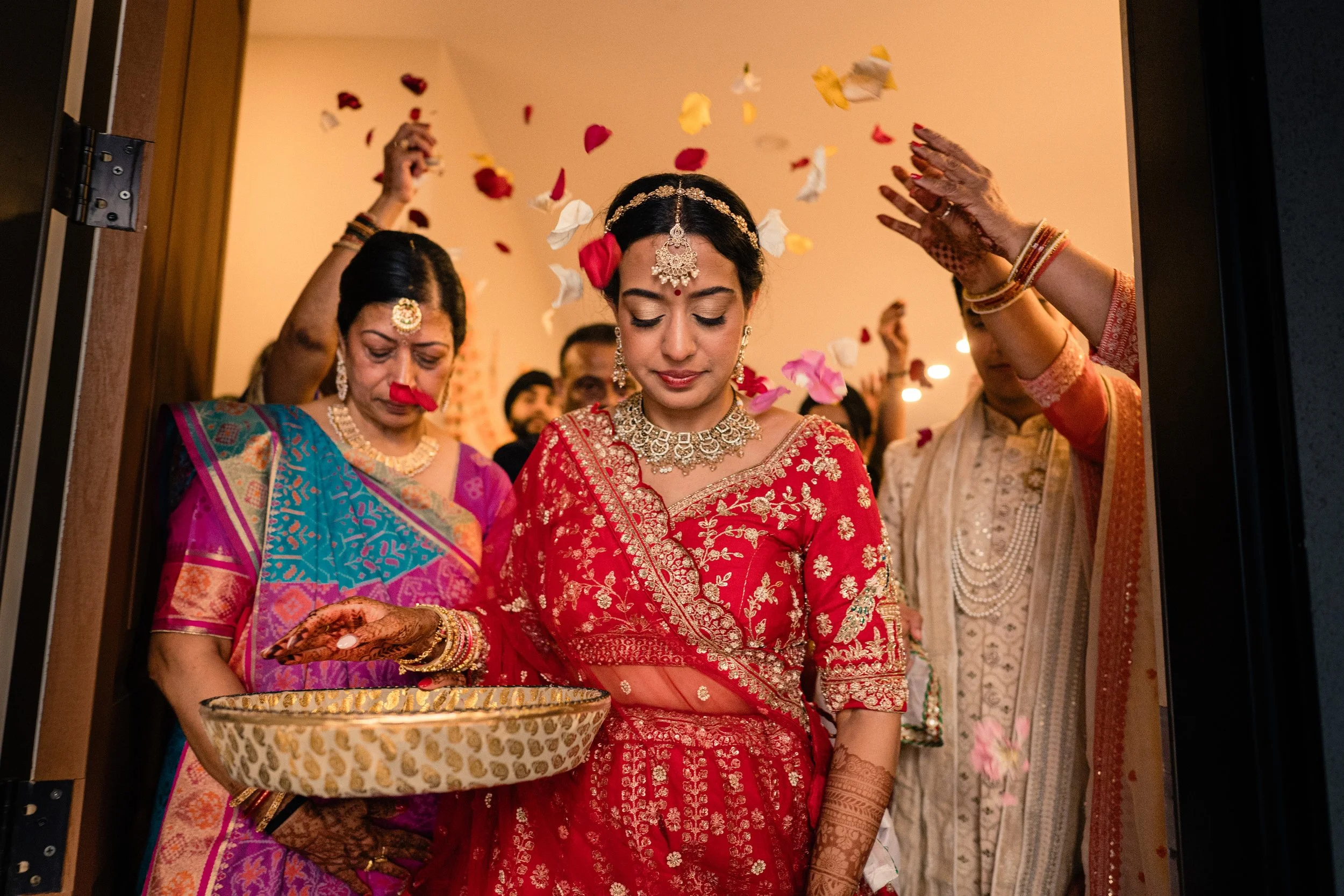 Gujarati-Wedding-Winnipeg-RBC-Convention-Centre-82.jpg