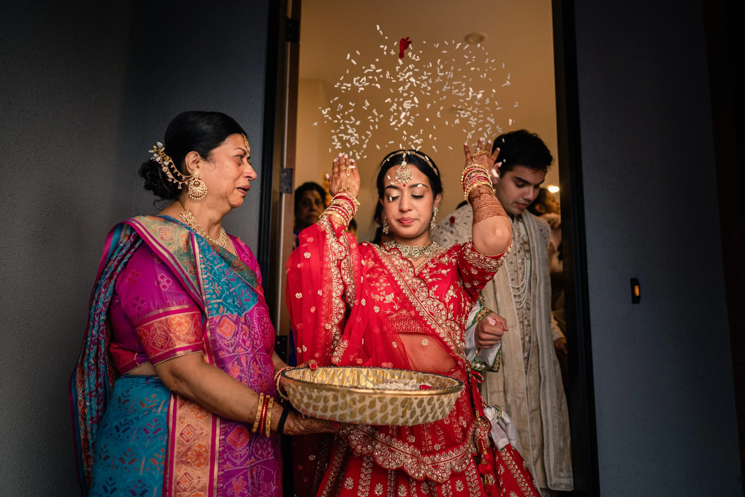 Gujarati-Wedding-Winnipeg-RBC-Convention-Centre-83.jpg