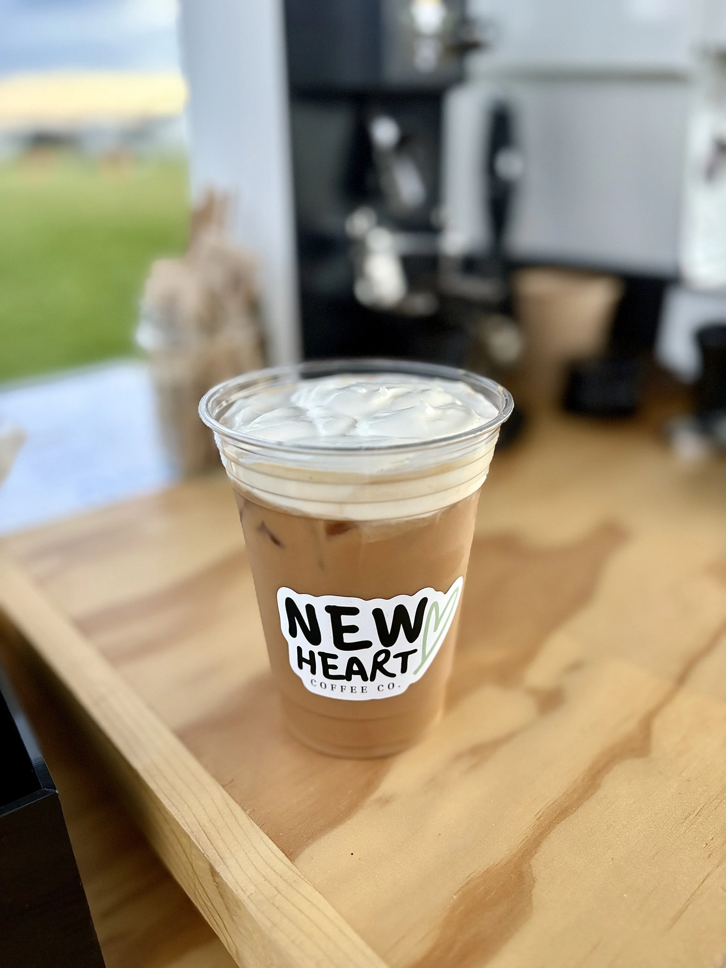 Outdoor espresso bar in Boise Idaho serving iced coffee drinks
