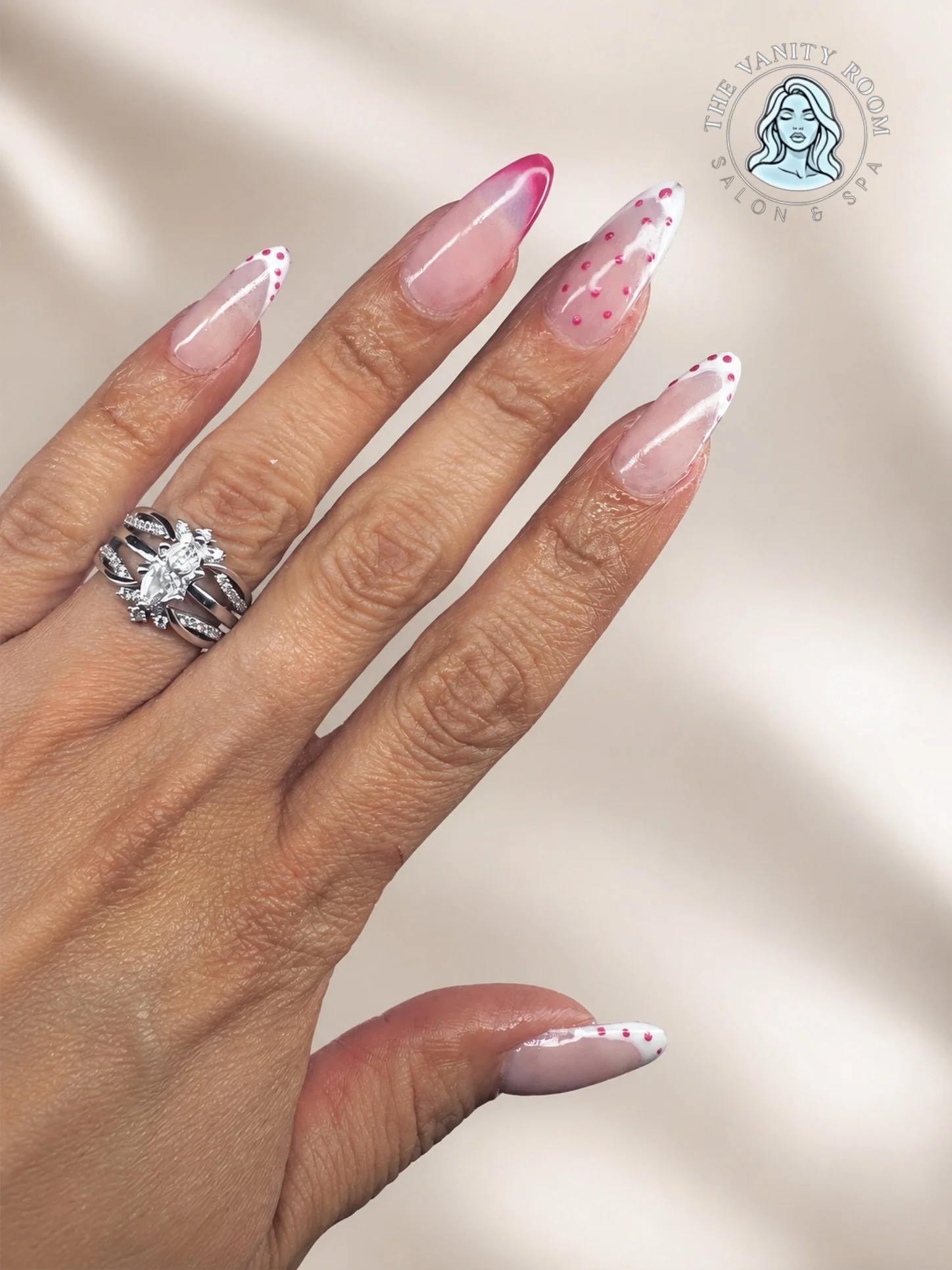 New set for the next few weeks!

#nails #nailsonfleek #homesalon #maritzastudios #staffordnailsalon staffordnails