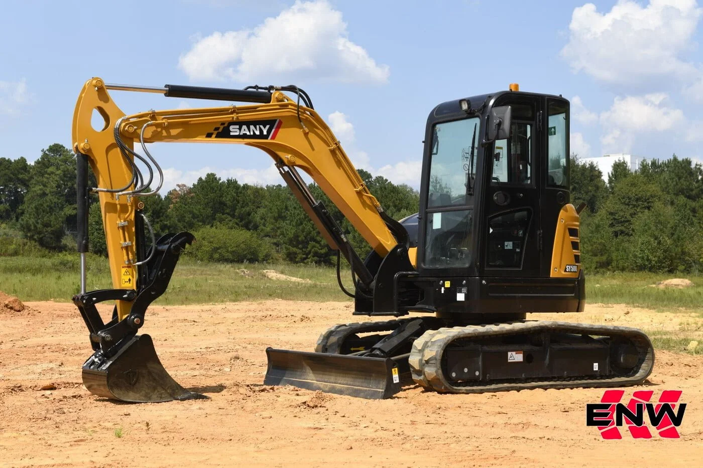 SANY SY50U Excavator Bundle - Coupler, Thumb, 2 Buckets
Made to work where you have work to do, SANY’s SY50U compact excavator offers a range of benefits to tackle your projects. With a zero-tail swing radius and independent boom swing, it’s built