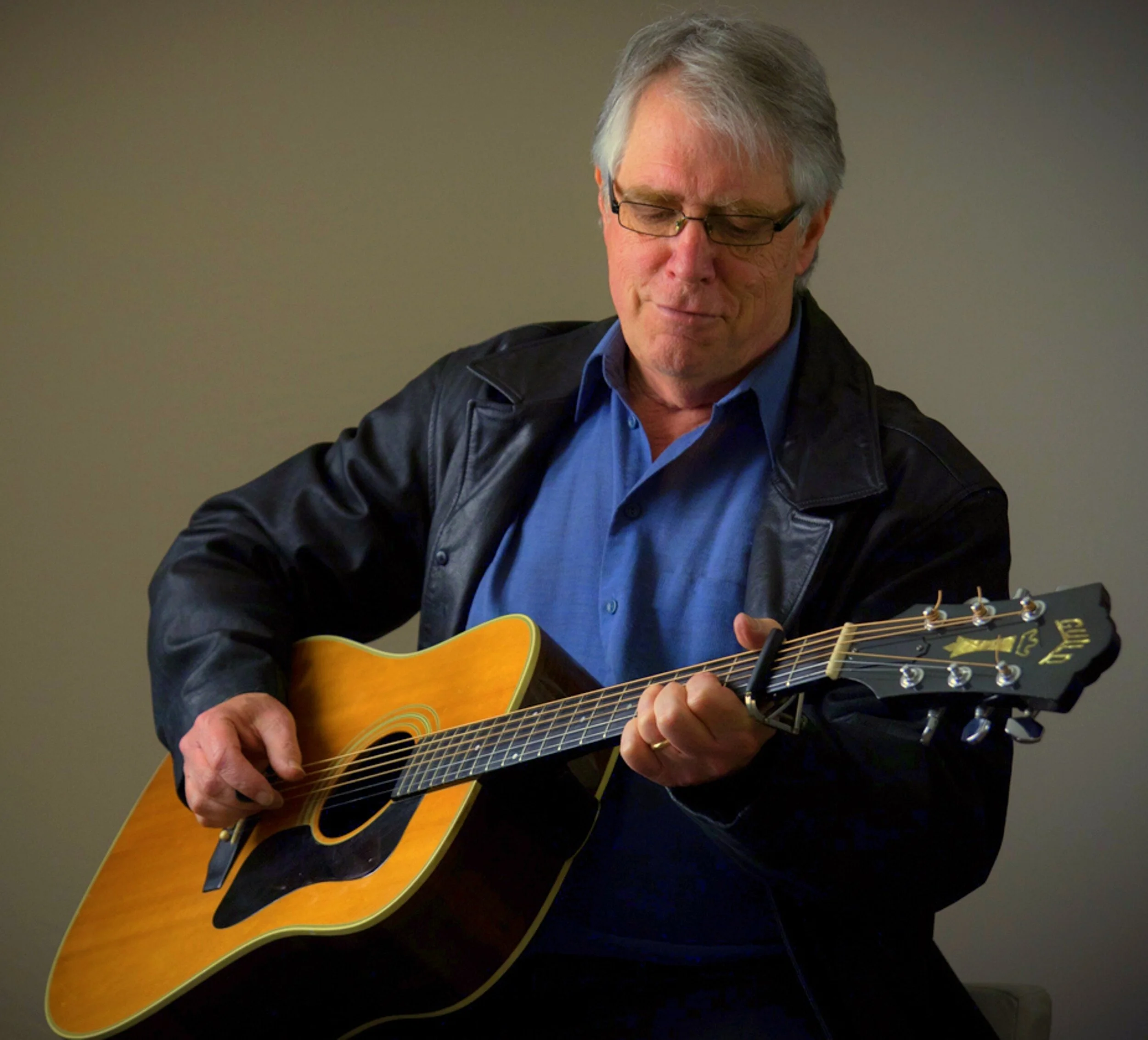 Ross Douglas is an award winning songwriter and wonderfully entertaining performer. http://www.rossdouglassongs.com
