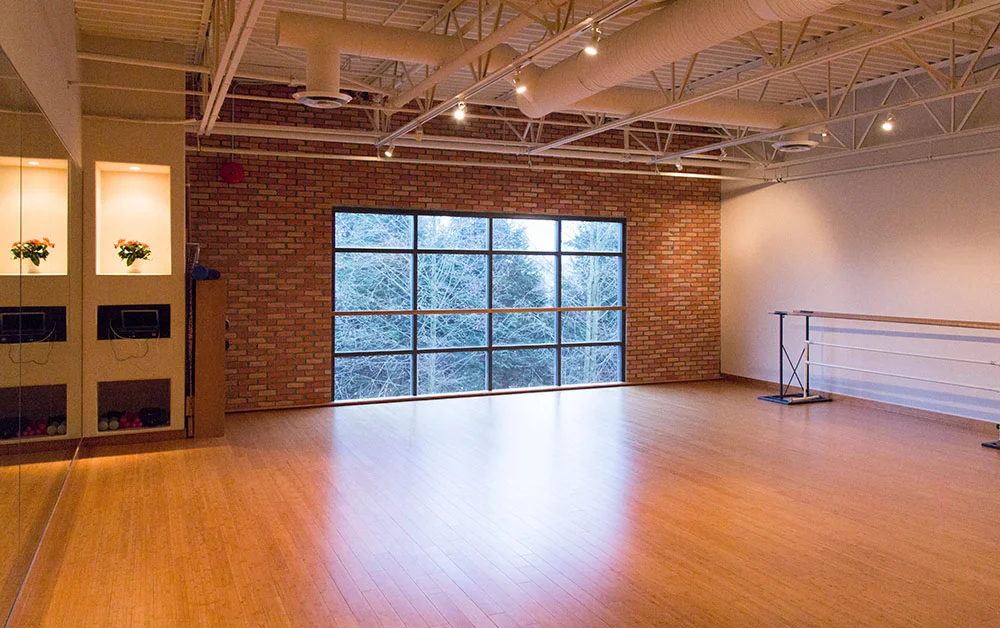 STUDIO - UPPER LEVEL