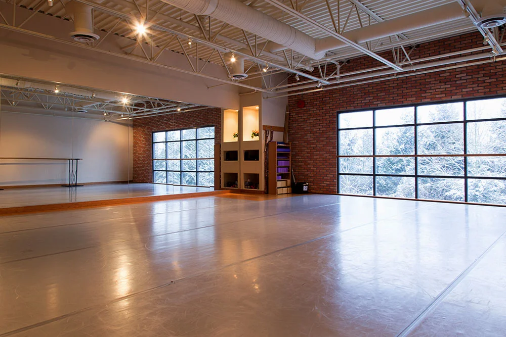STUDIO - UPPER LEVEL