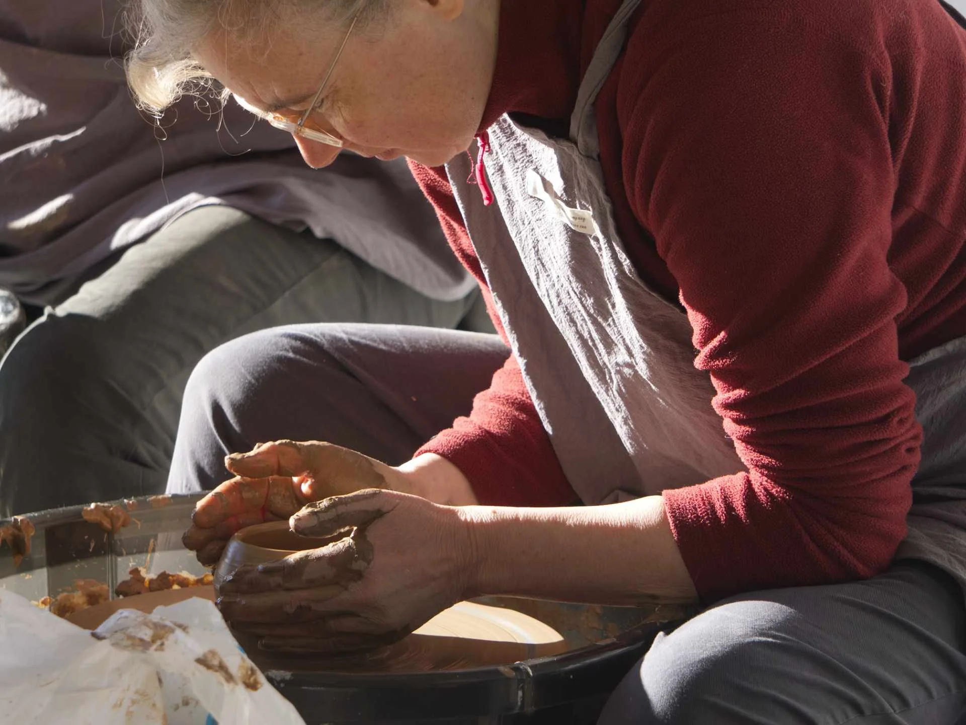 Potteryclass-2025-photo-by-Phillip-Schier-020-immersion-at-wheel.jpg