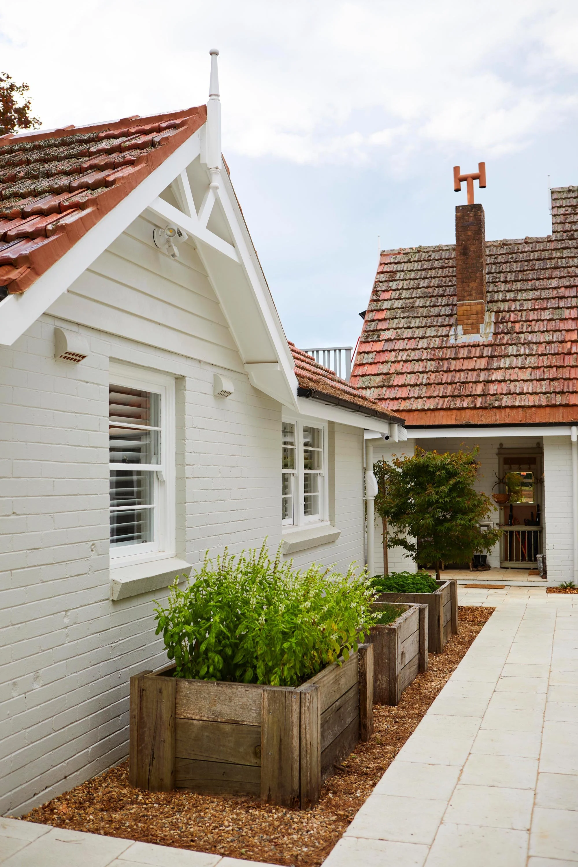 Raised planters tiled roof Sutton Forest Estate - renovation ZF Architects