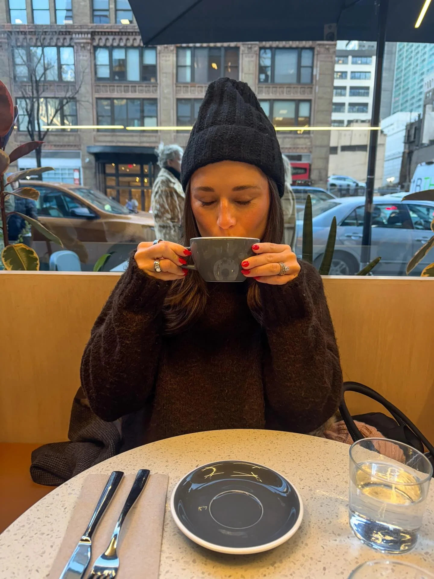 Eating my way through NYC pregnant at Christmas, name something better 🤭