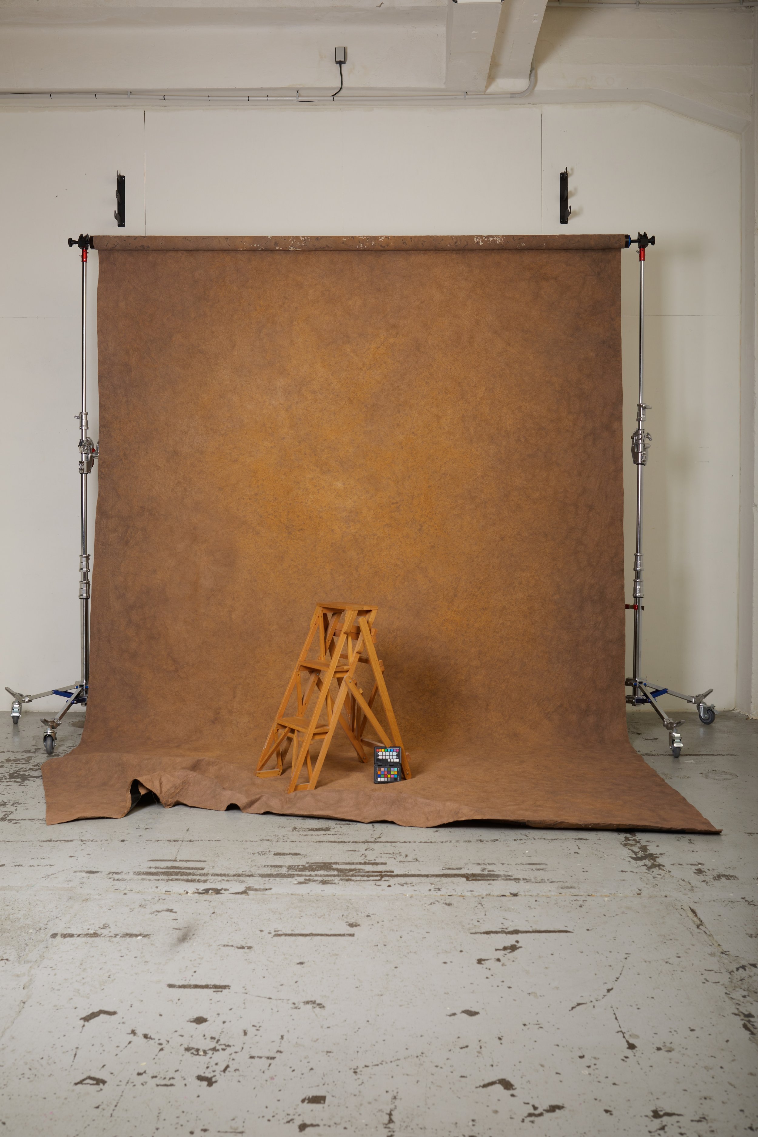 Ancient Ochre (light, creased)
