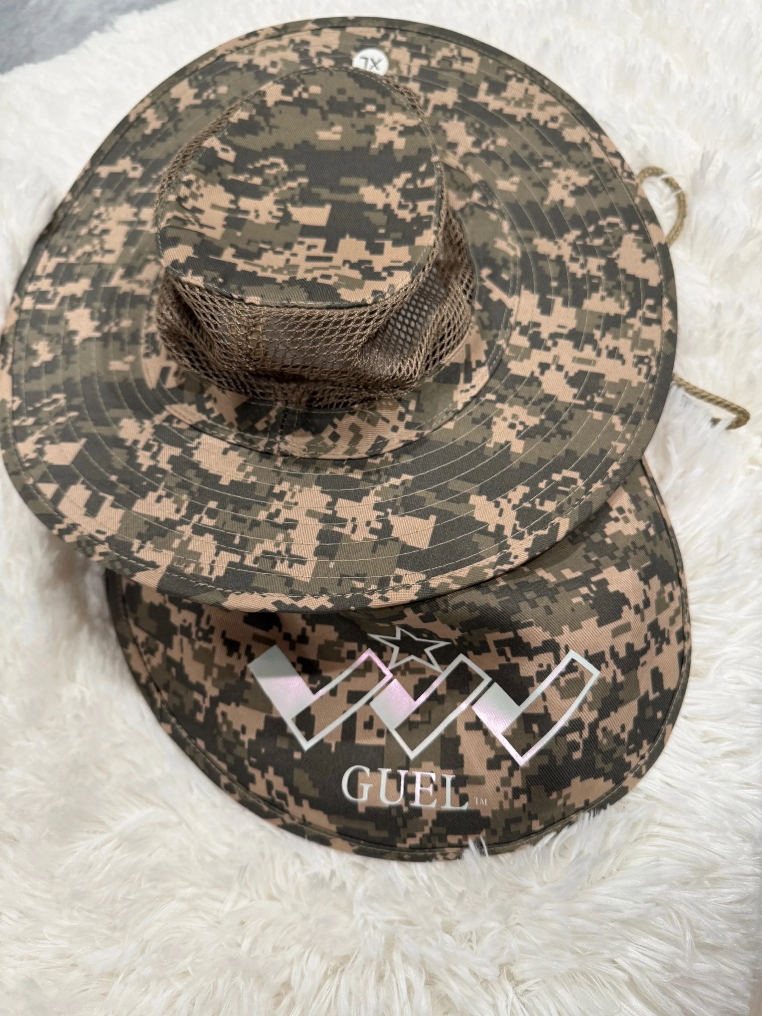 Gold Subscription includes your favorite photo on your choice of three items, Hats, cups and, T-shirts