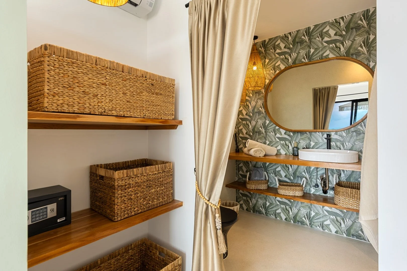 Villa Lilly of the Valley - May 2025 (22).jpg