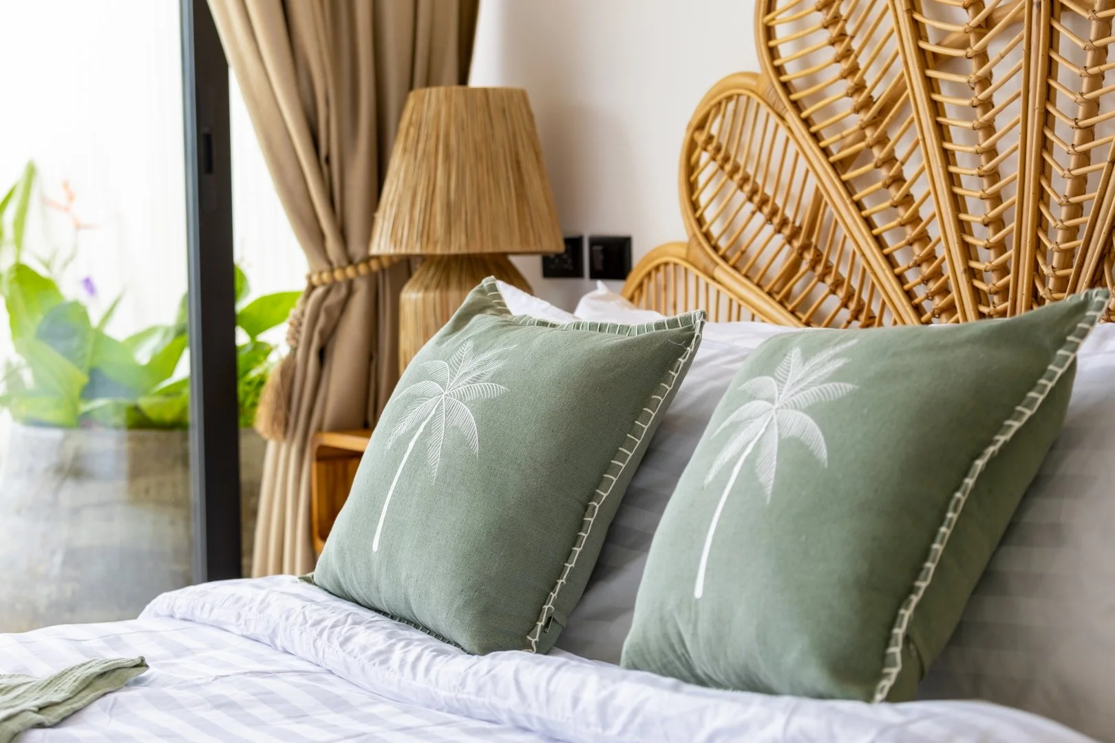 Villa Lilly of the Valley - May 2025 (27).jpg