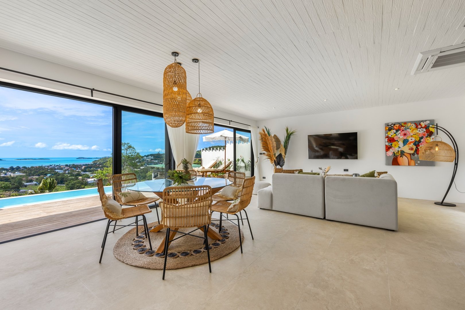 Villa Lilly of the Valley - May 2025 (31).jpg