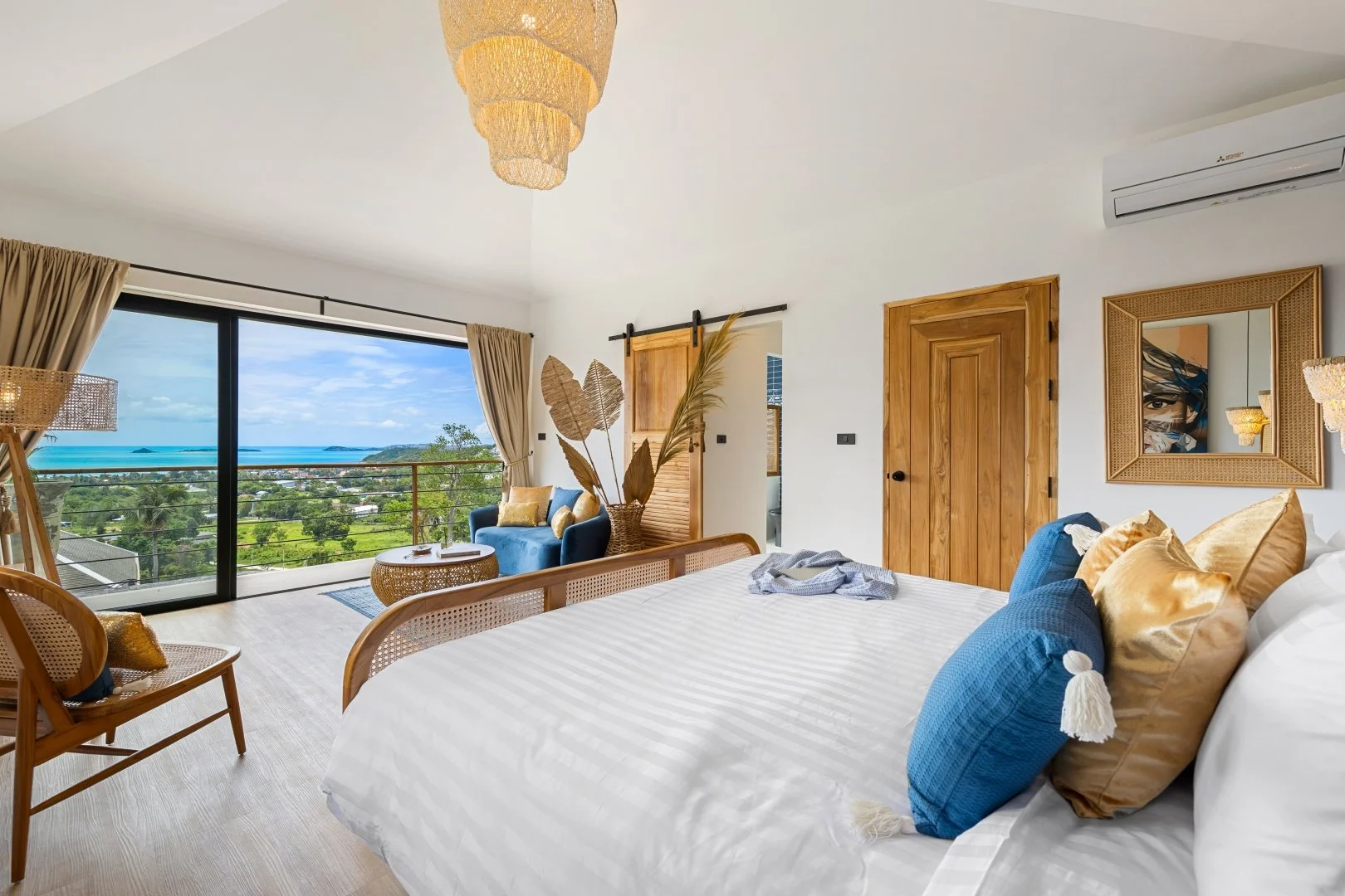 Villa Lilly of the Valley - May 2025 (54).jpg