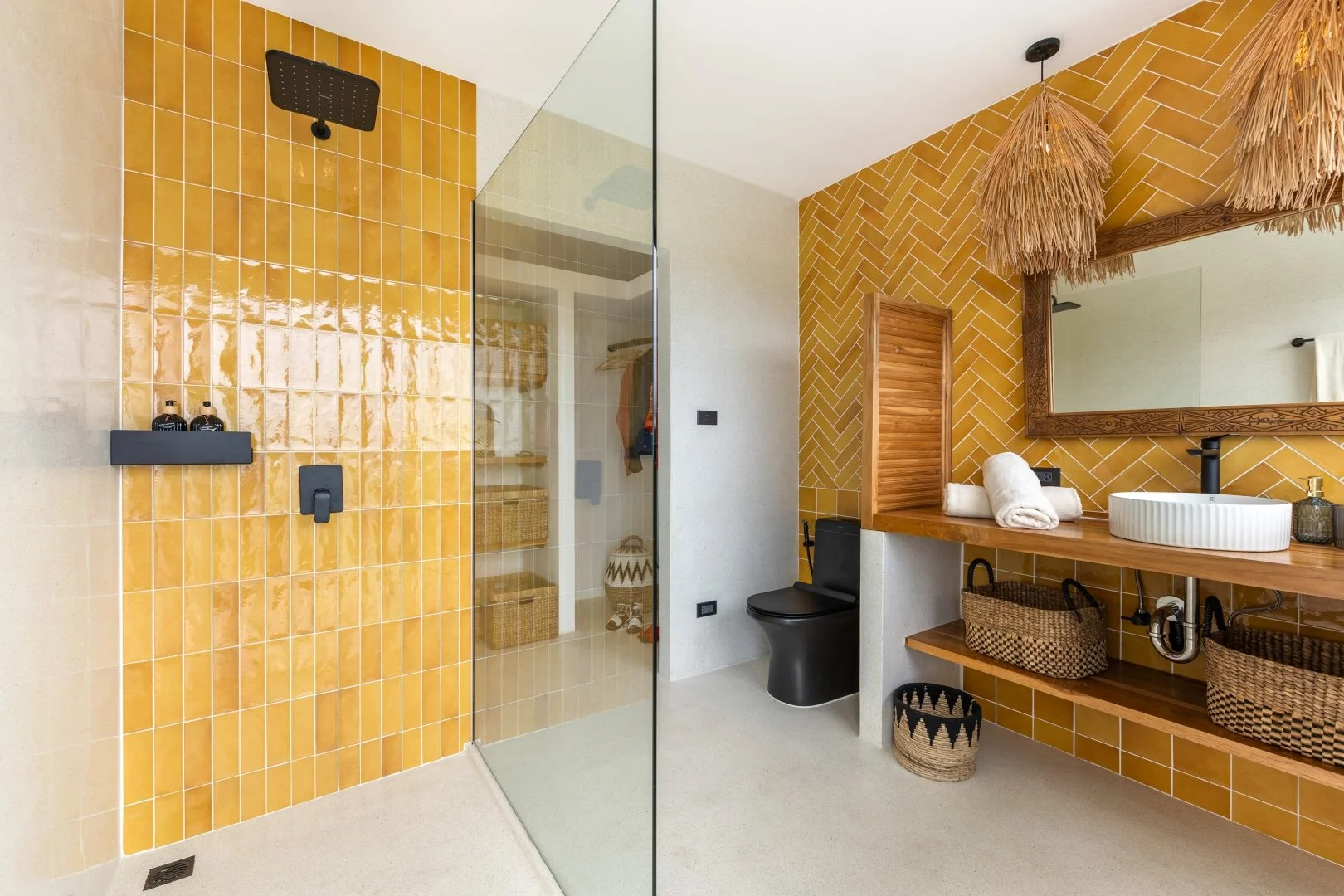 Villa Lilly of the Valley - May 2025 (82).jpg